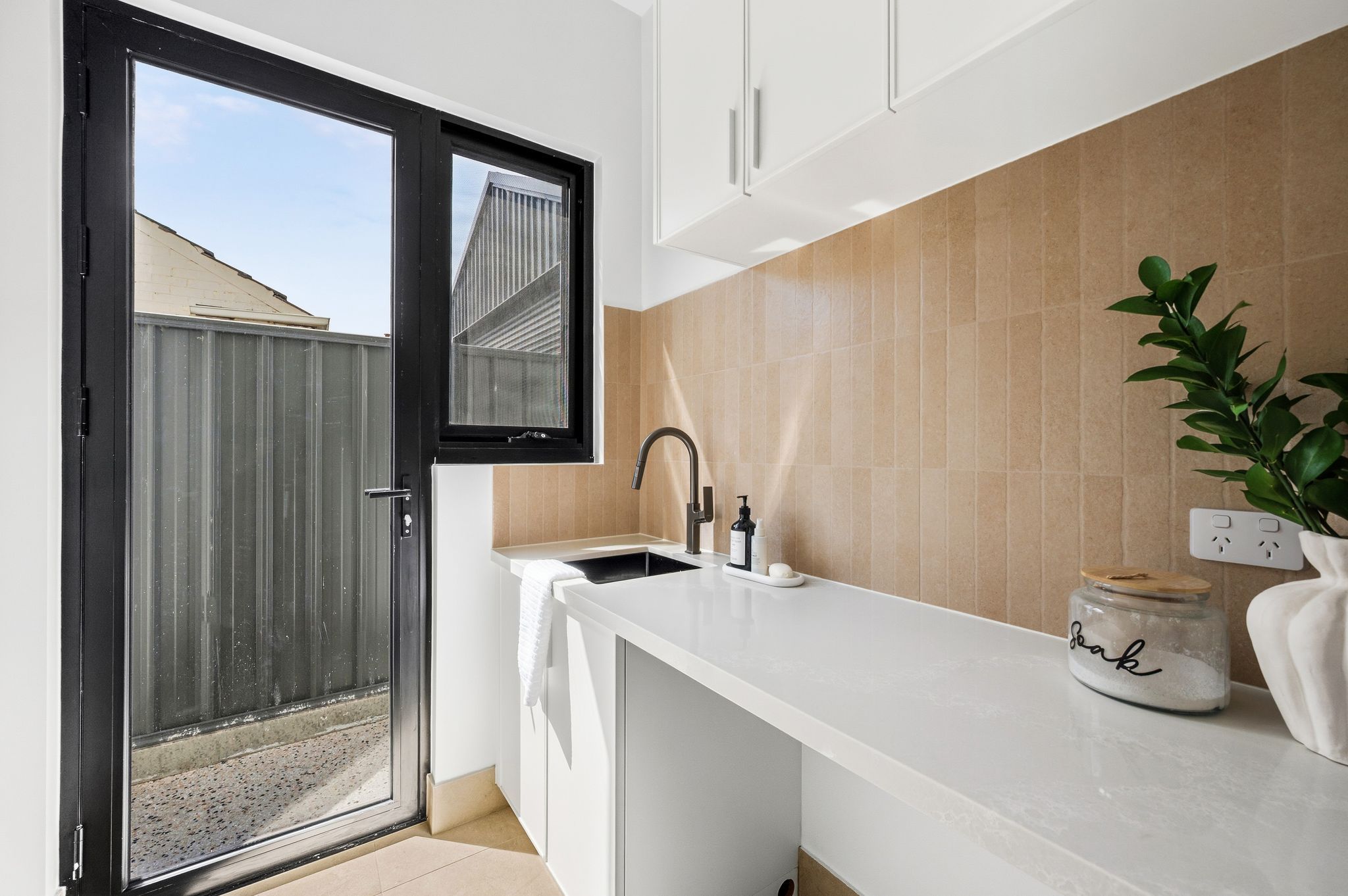 18A Bells Road — photo 15 of 18