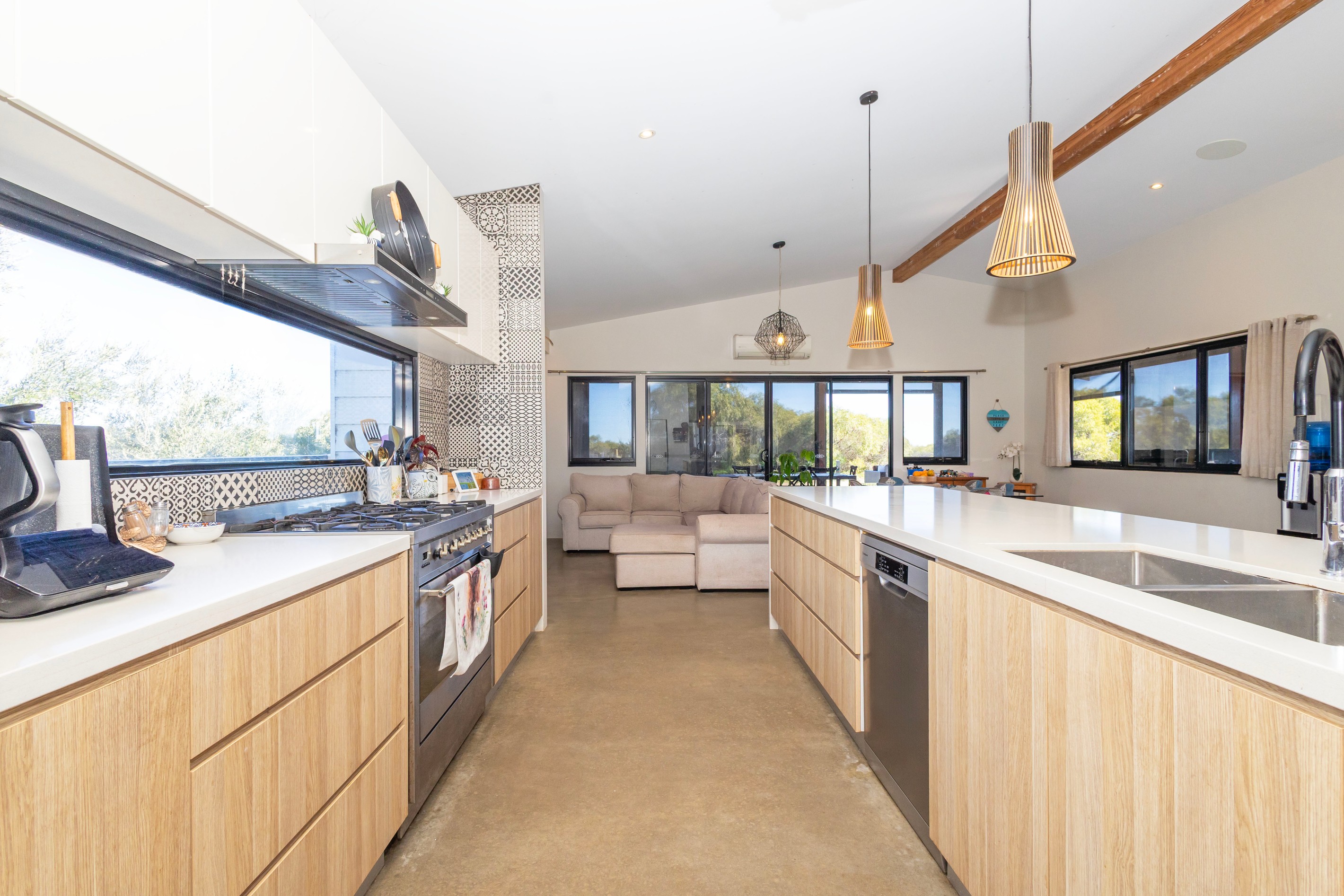 79 Ridge Way, Jurien Bay, WA 6516