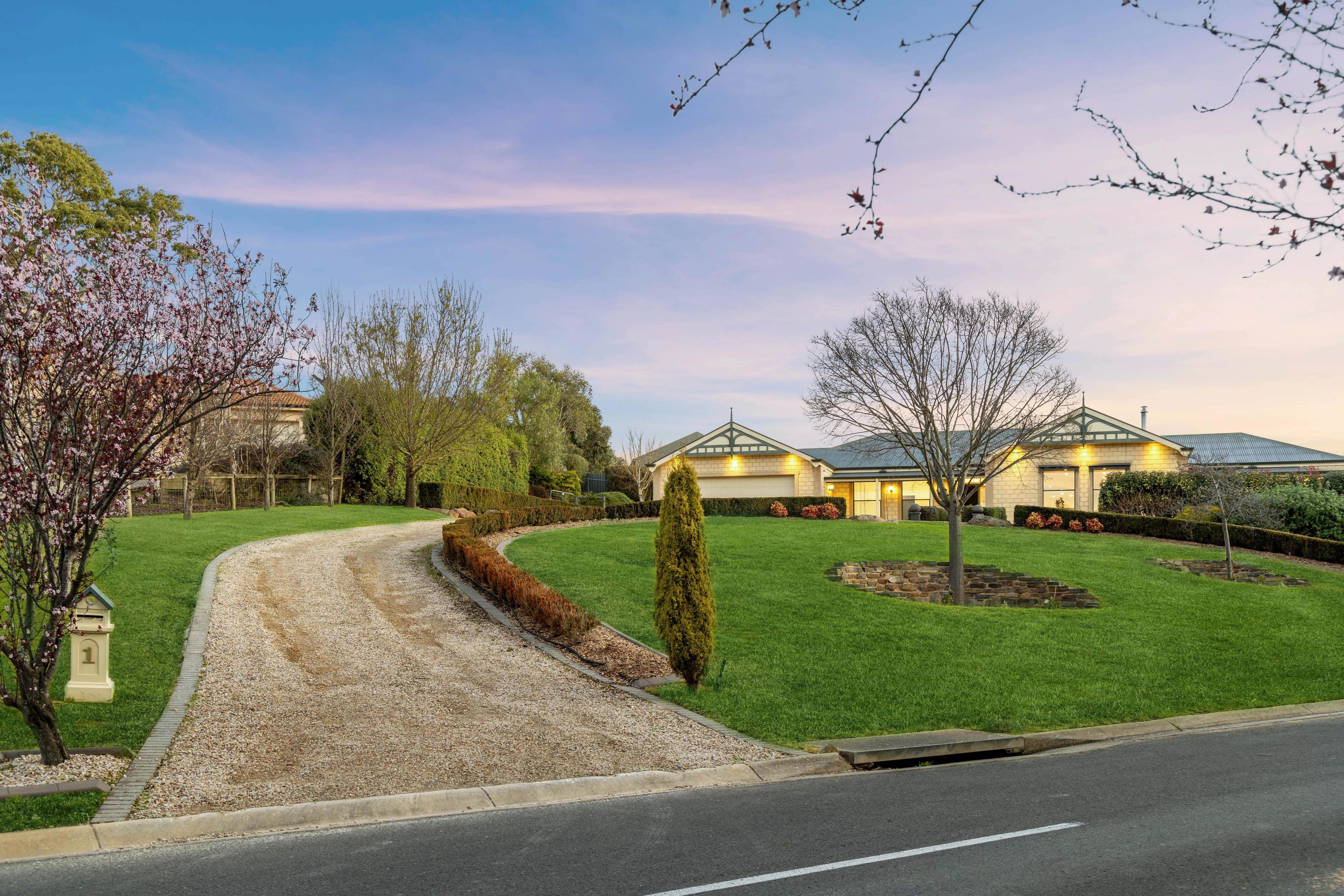 1 Thornbill Drive, Mount Barker, SA 5251