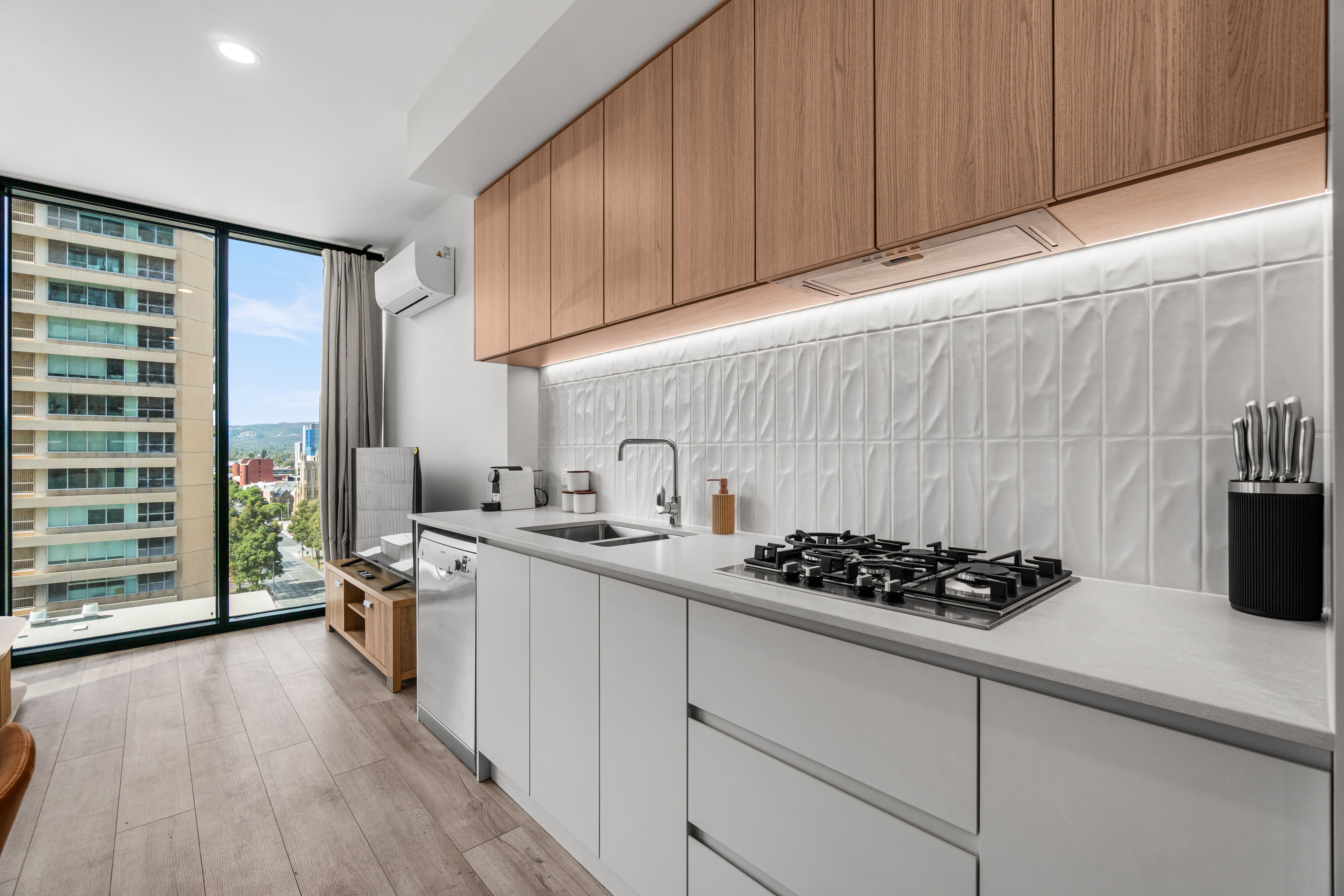 1015/6 Penaluna Place — photo 12 of 14