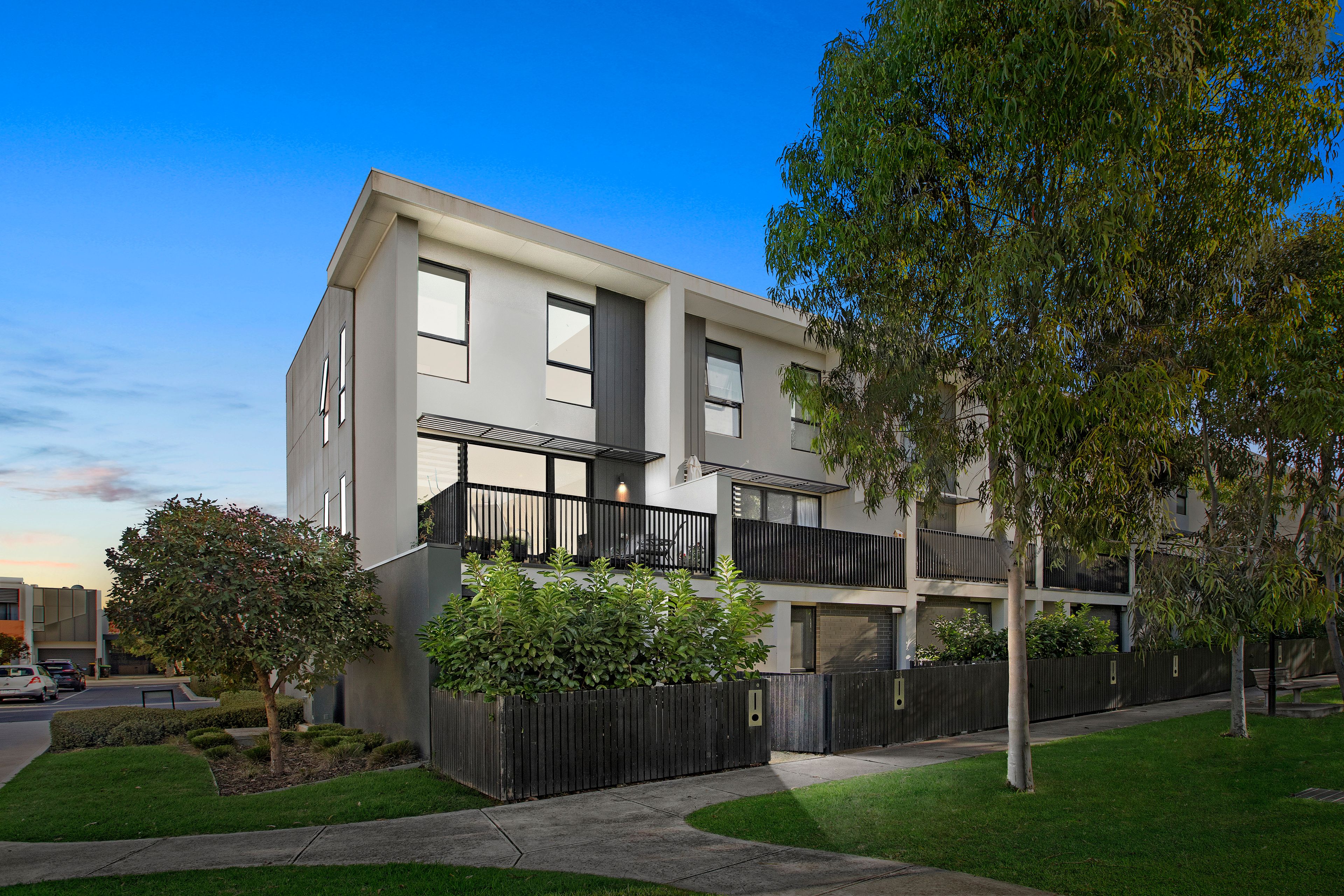 40 Central Park Walk, Cheltenham, VIC 3192