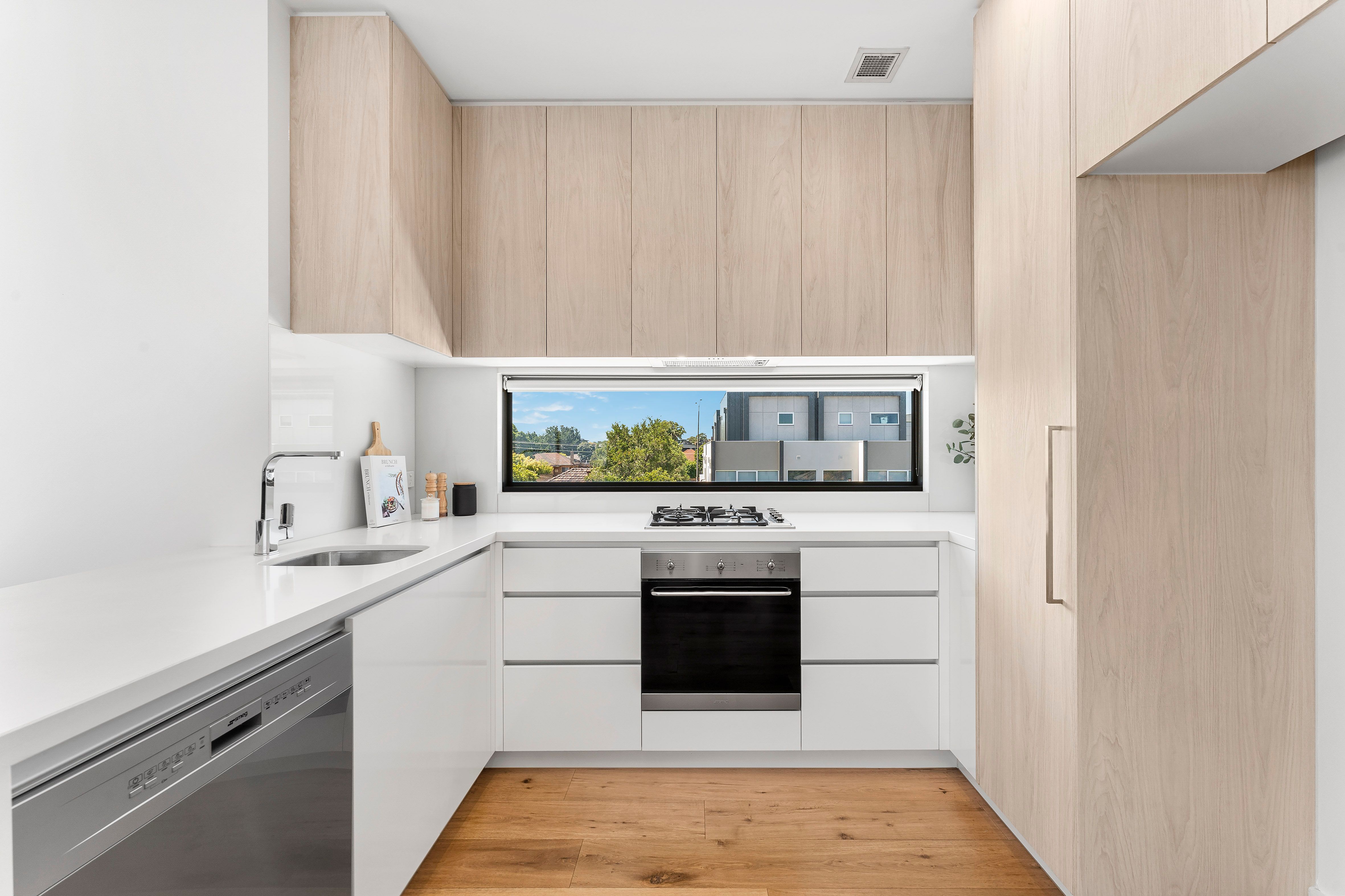 202/14 Laurel Street, Bentleigh East, VIC 3165