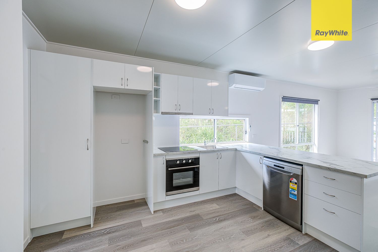 49A Karri Avenue — photo 7 of 13