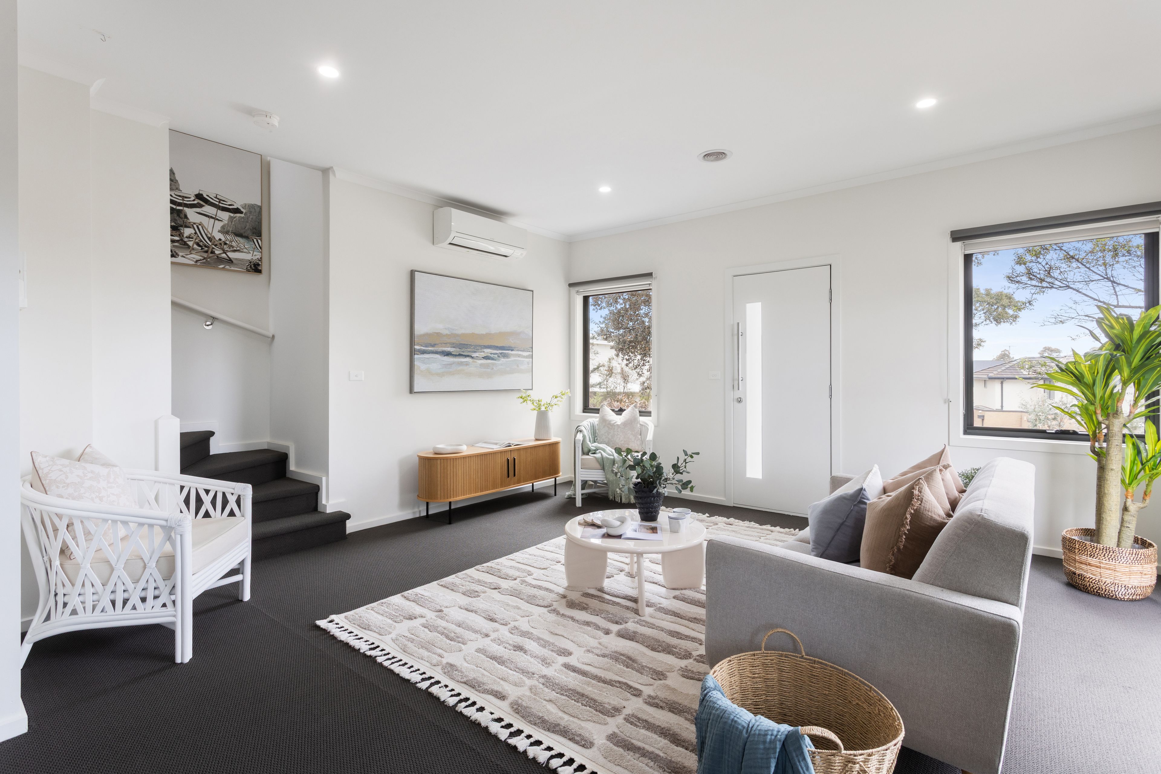 12 Jericho Court — photo 3 of 10