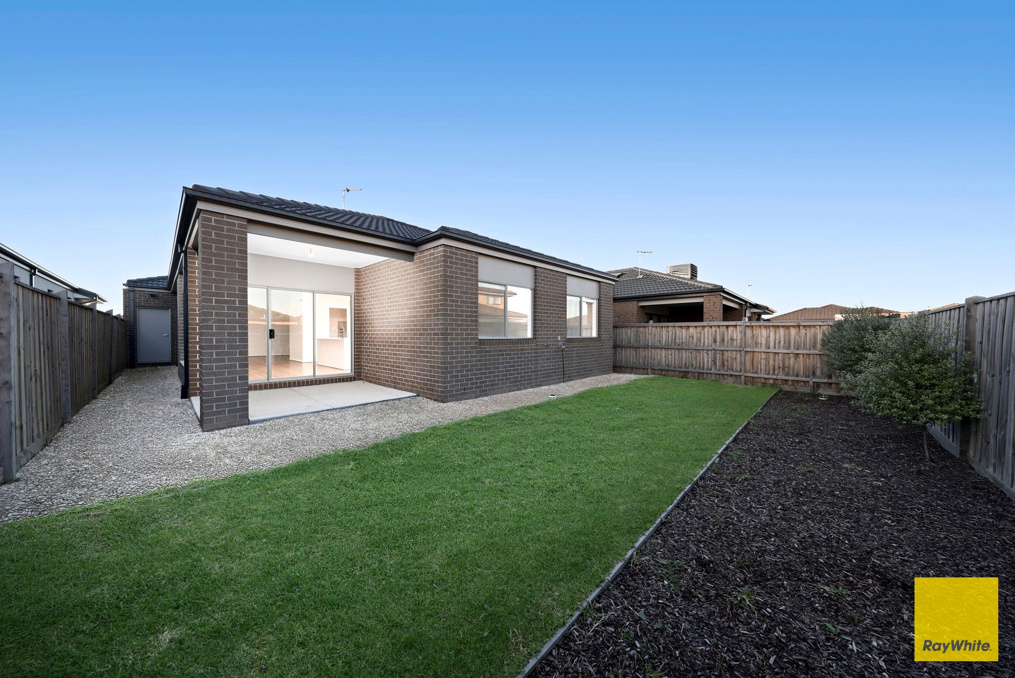 3 Leadbeater Circuit — photo 15 of 15
