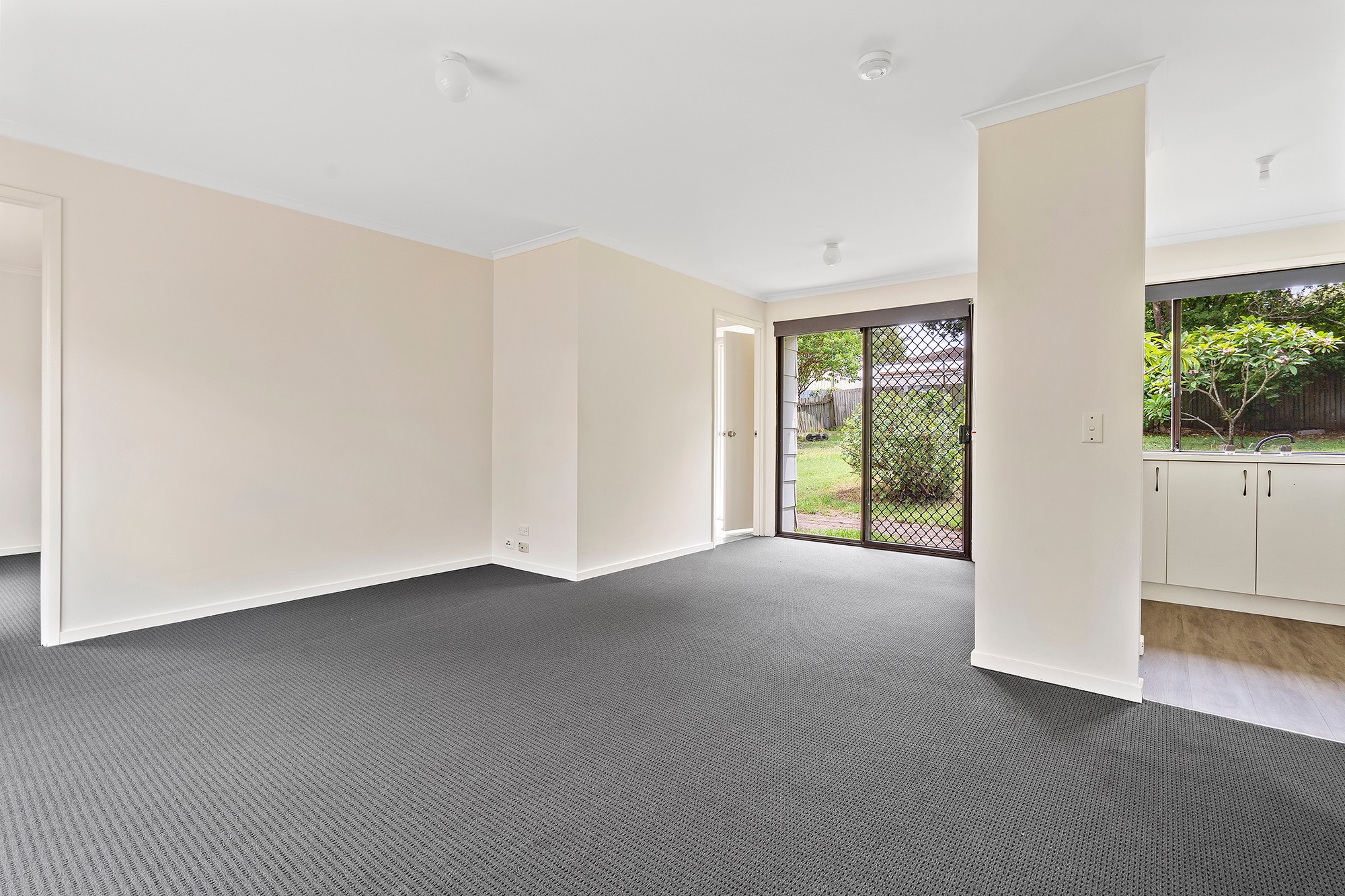 8 Sunscape Drive, Eagleby, QLD 4207
