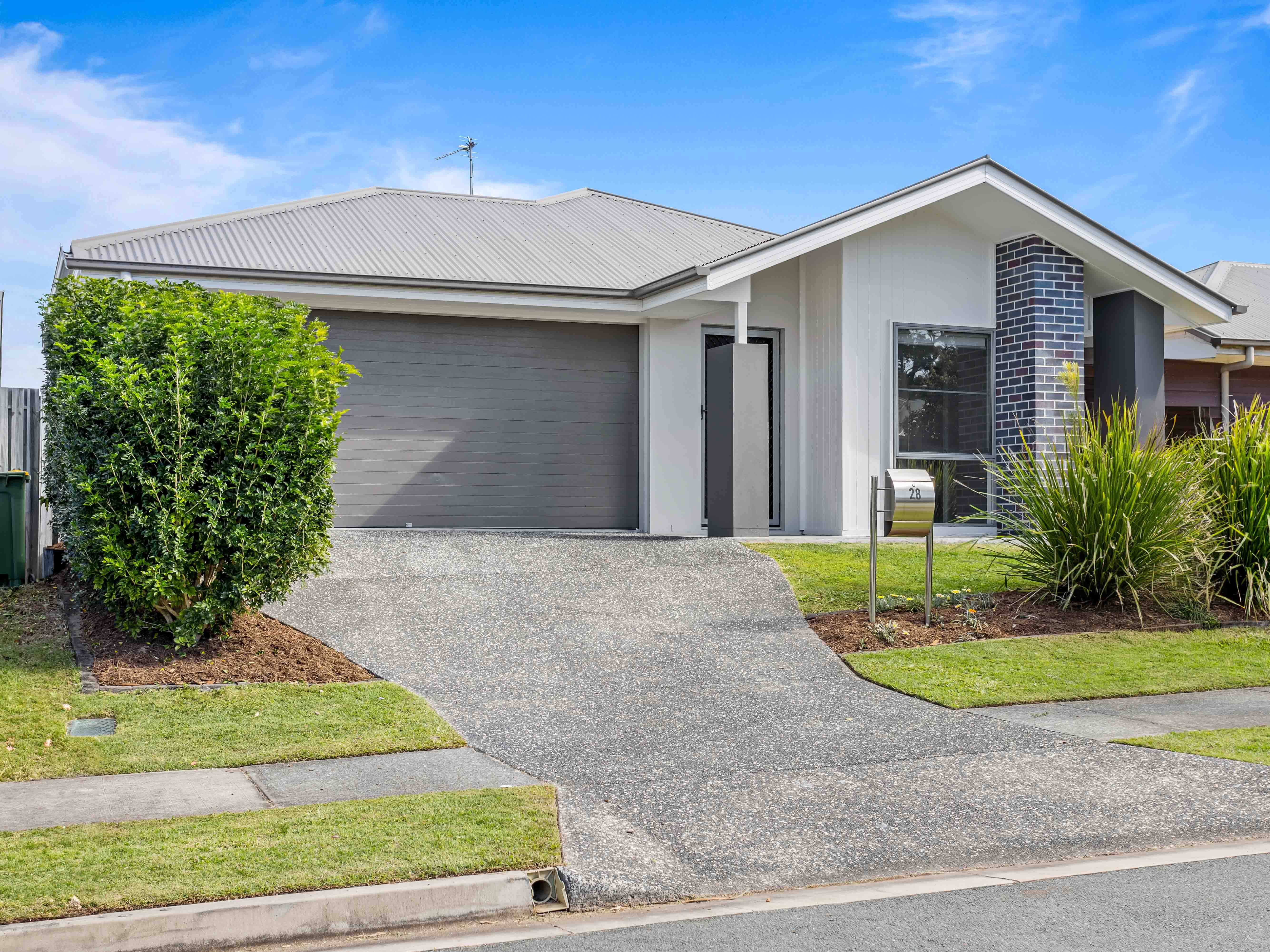 28 Mcpherson Crescent, Coomera, QLD 4209