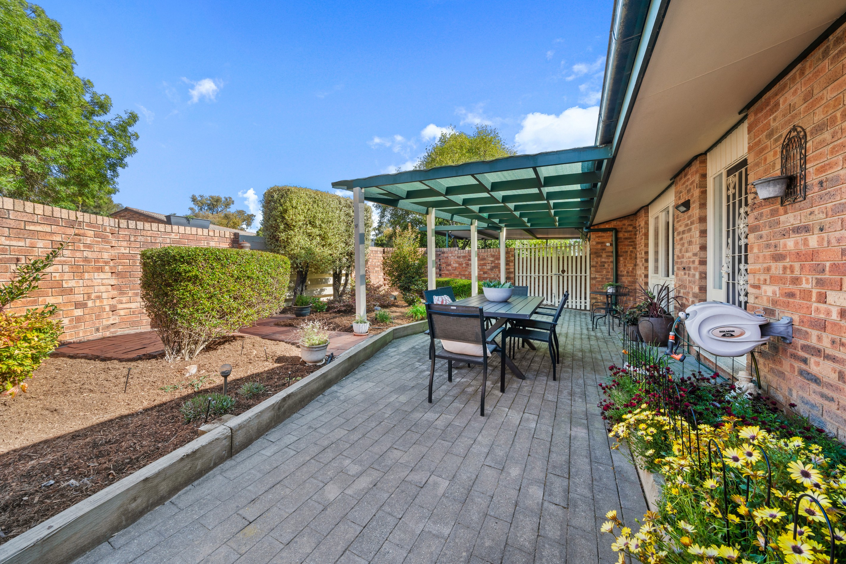 10 Kumm Place, Cook, ACT 2614