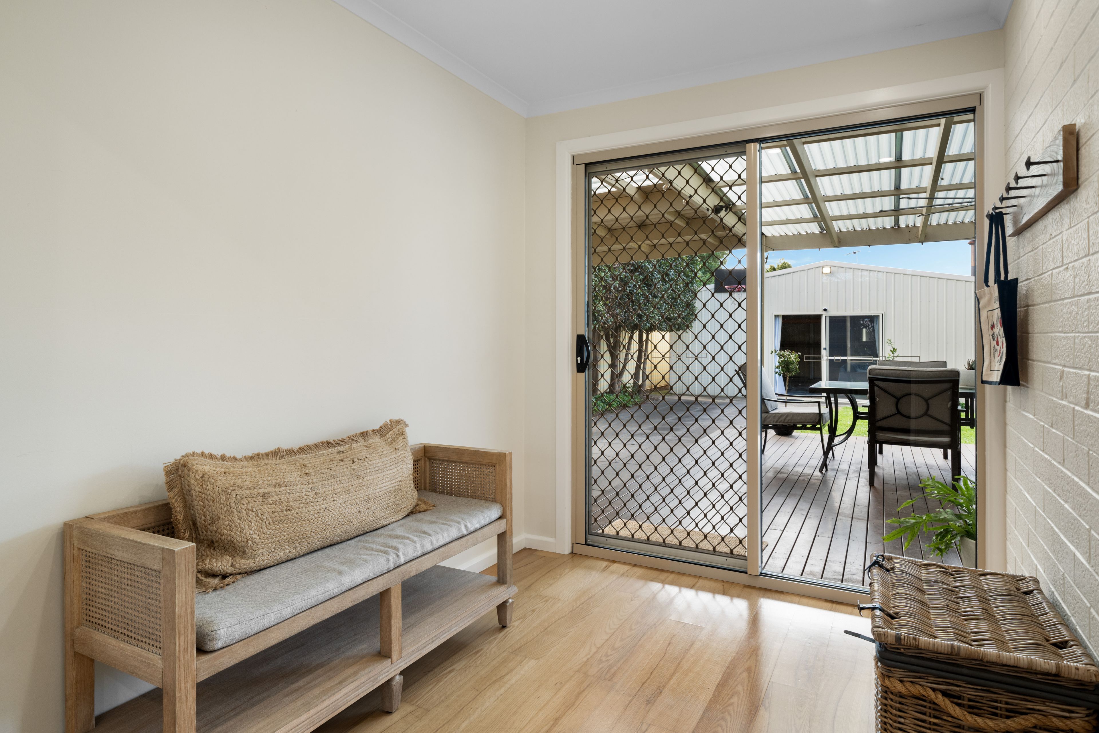 54 Malurus Avenue — photo 6 of 19