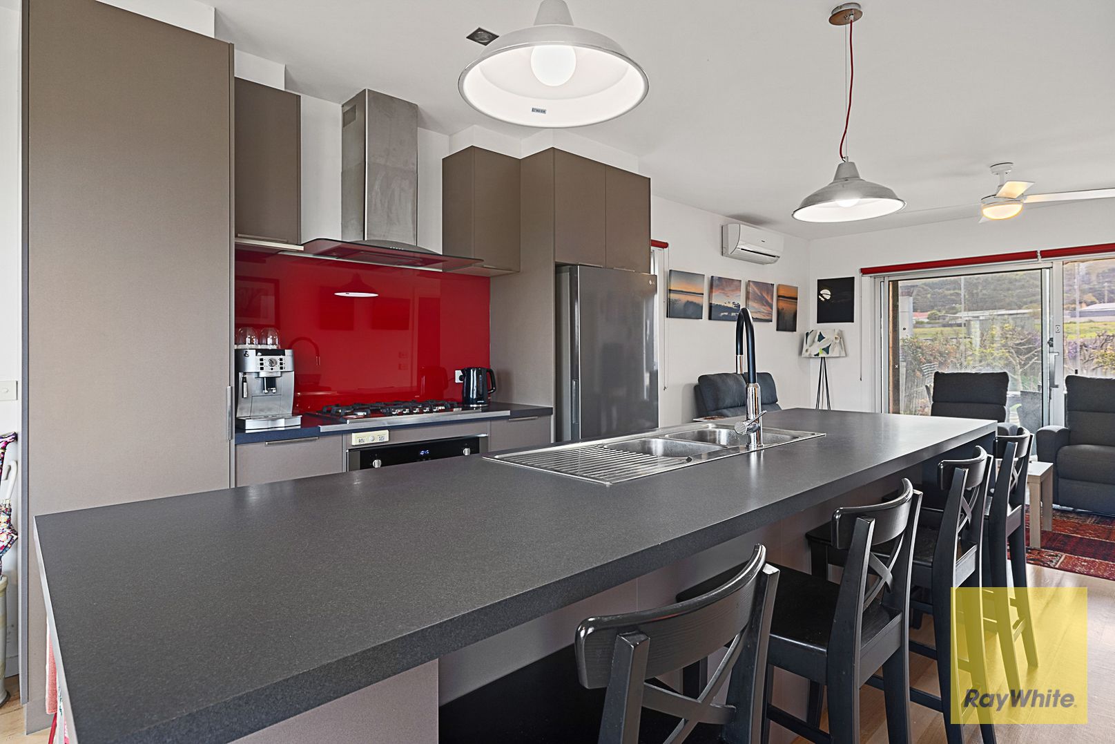89 Victoria Street — photo from Ray White Foster