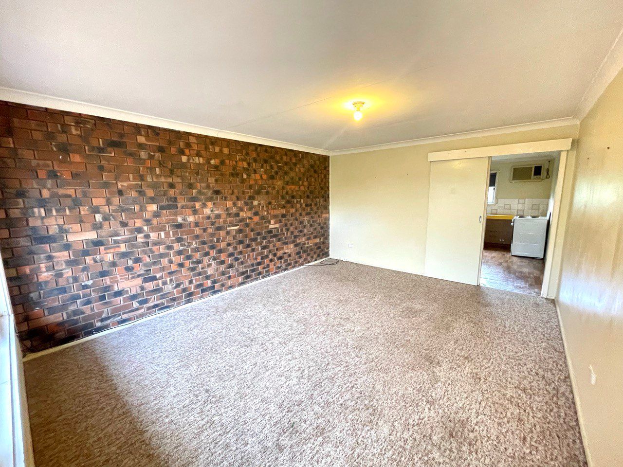 2/4 Lawson Street, Parkes, NSW 2870