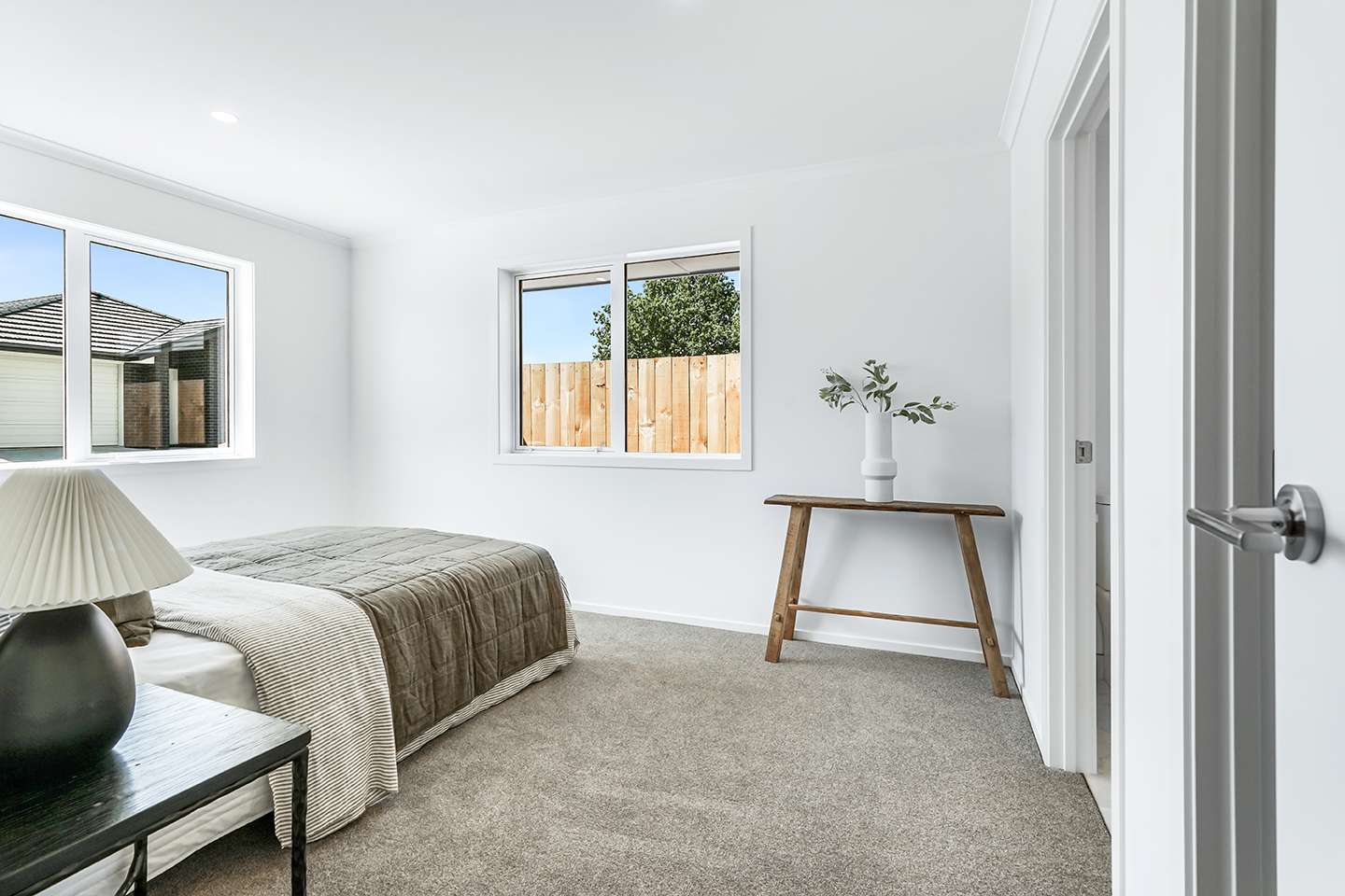 4 Vicarage Lane photo 11
