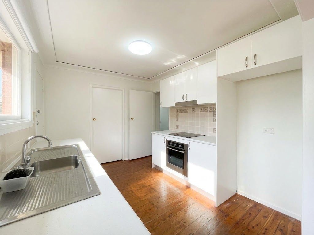 8 Cuthel Place — photo 4 of 10