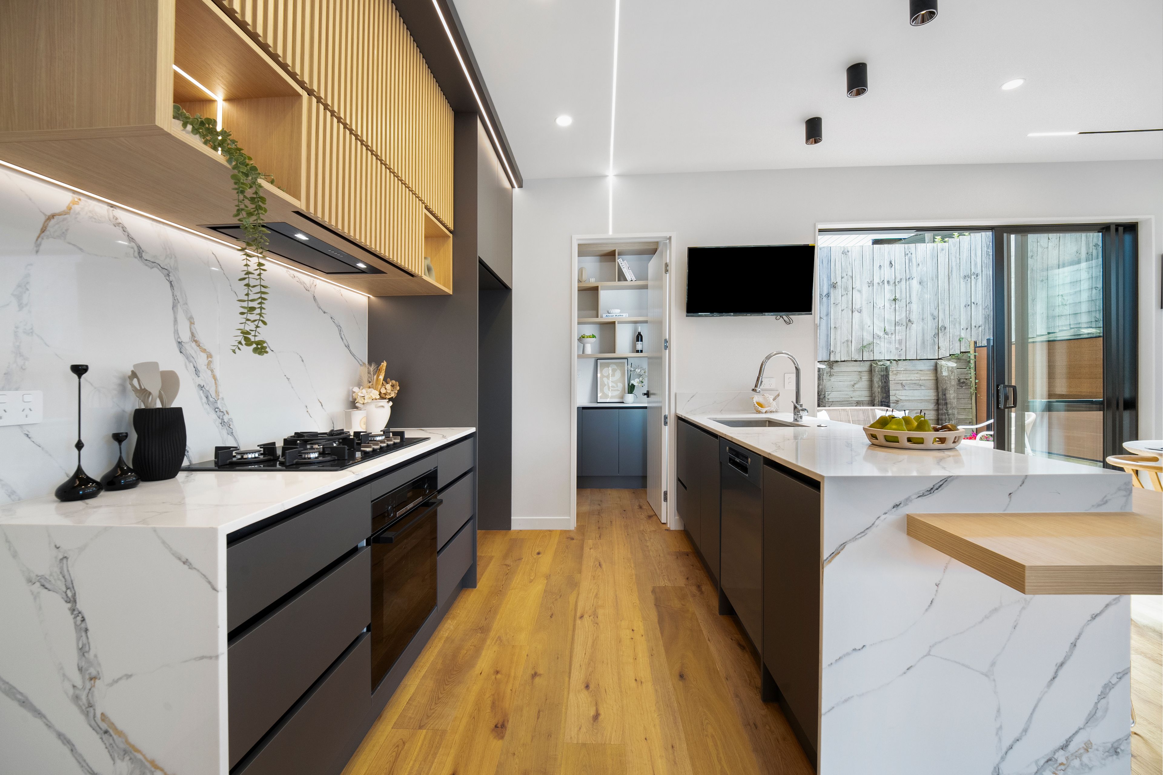 8/8 Park Rise, Campbells Bay, North Shore City