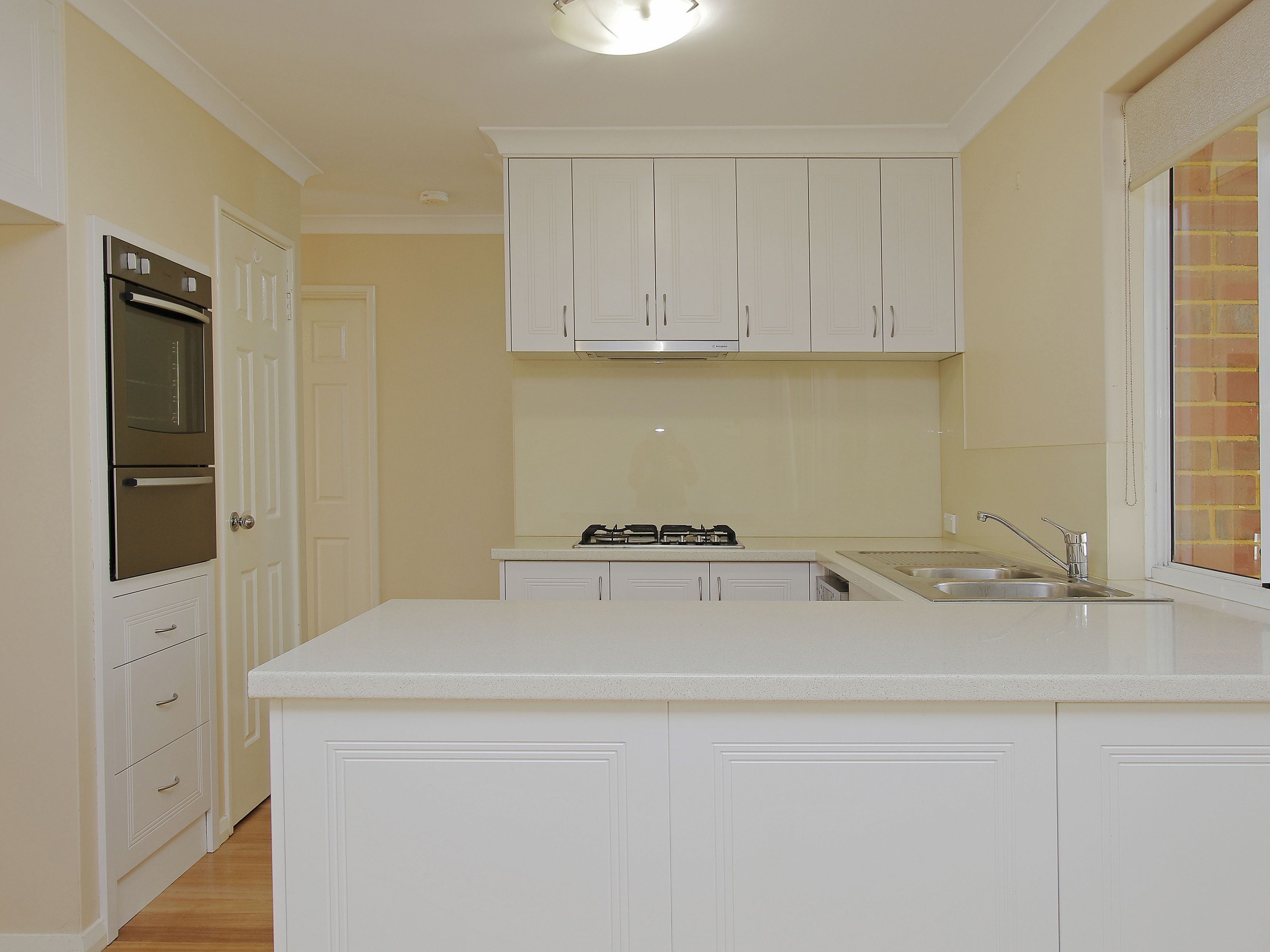 6/201 Glen Iris Drive — photo 6 of 27