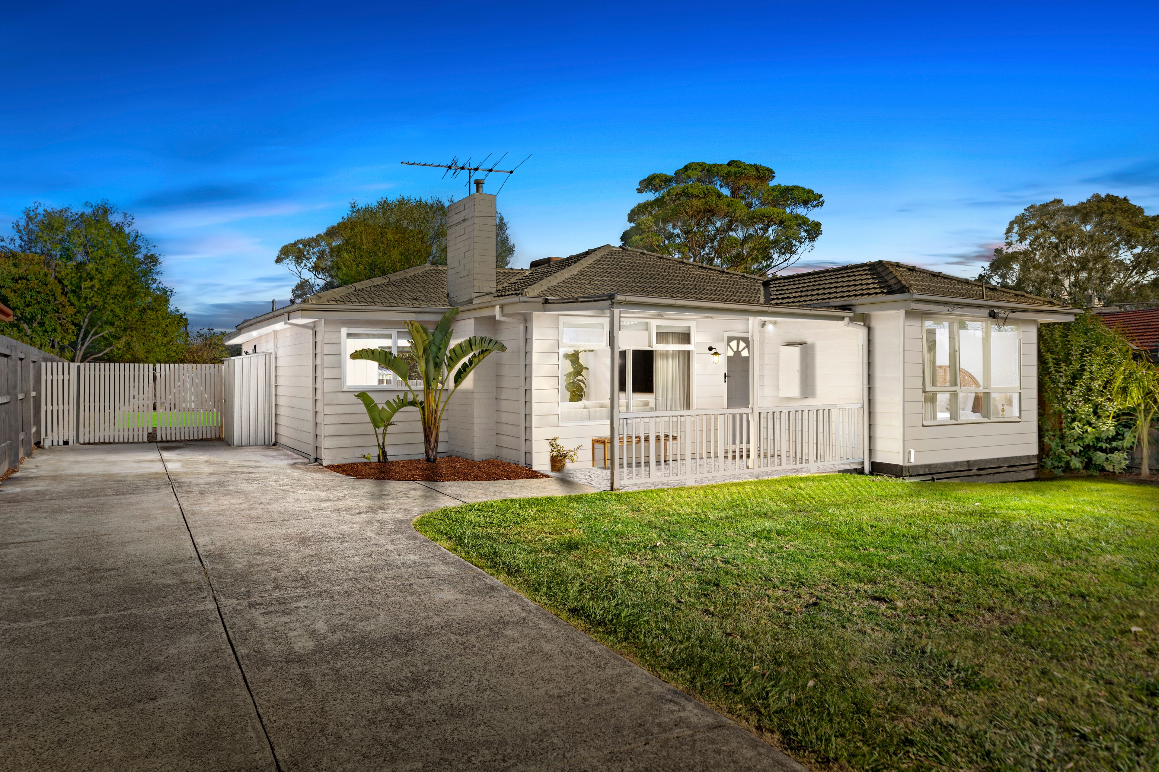 25 Elton Road, Ferntree Gully, VIC 3156