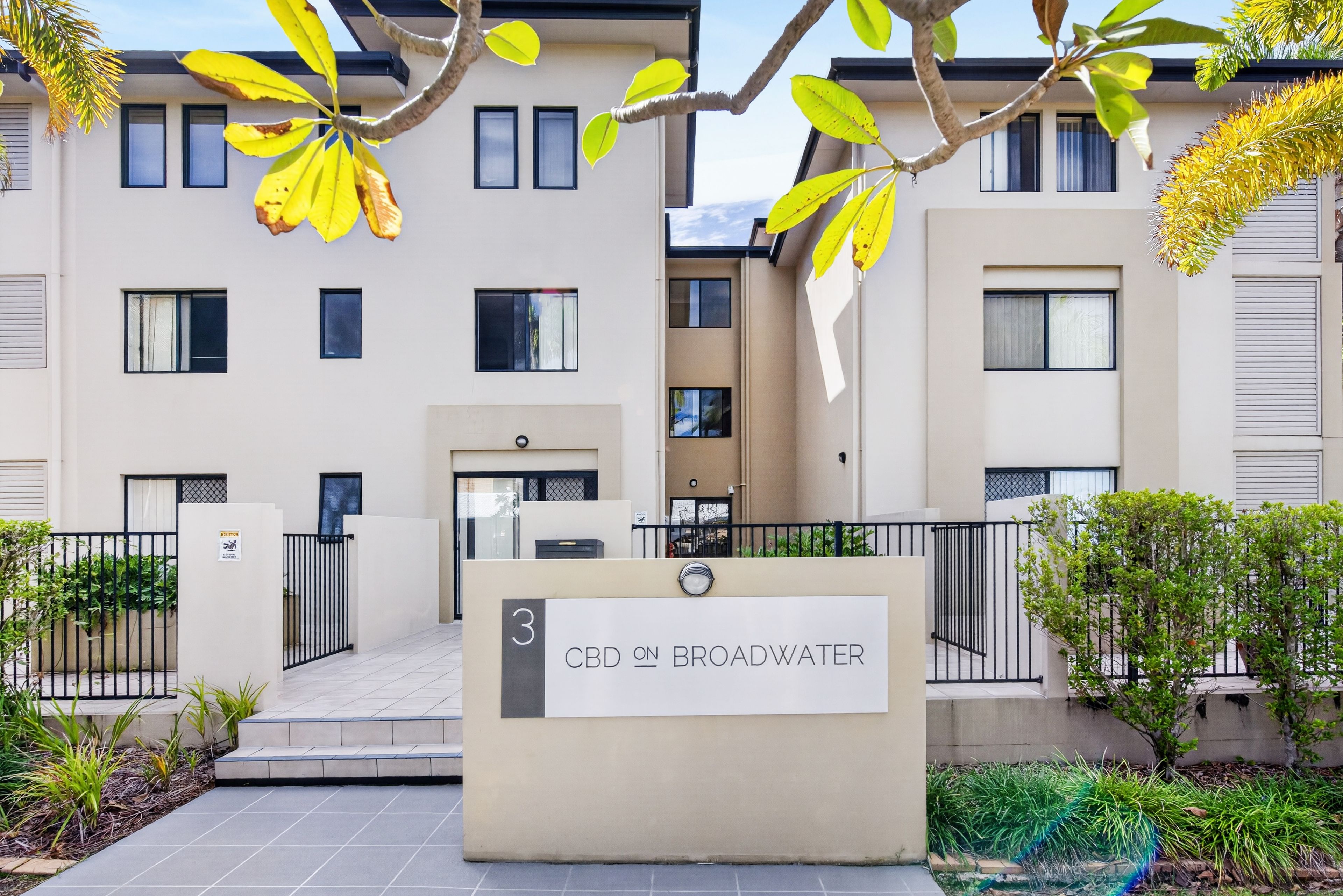 1/3 Tate Street, Southport, QLD 4215