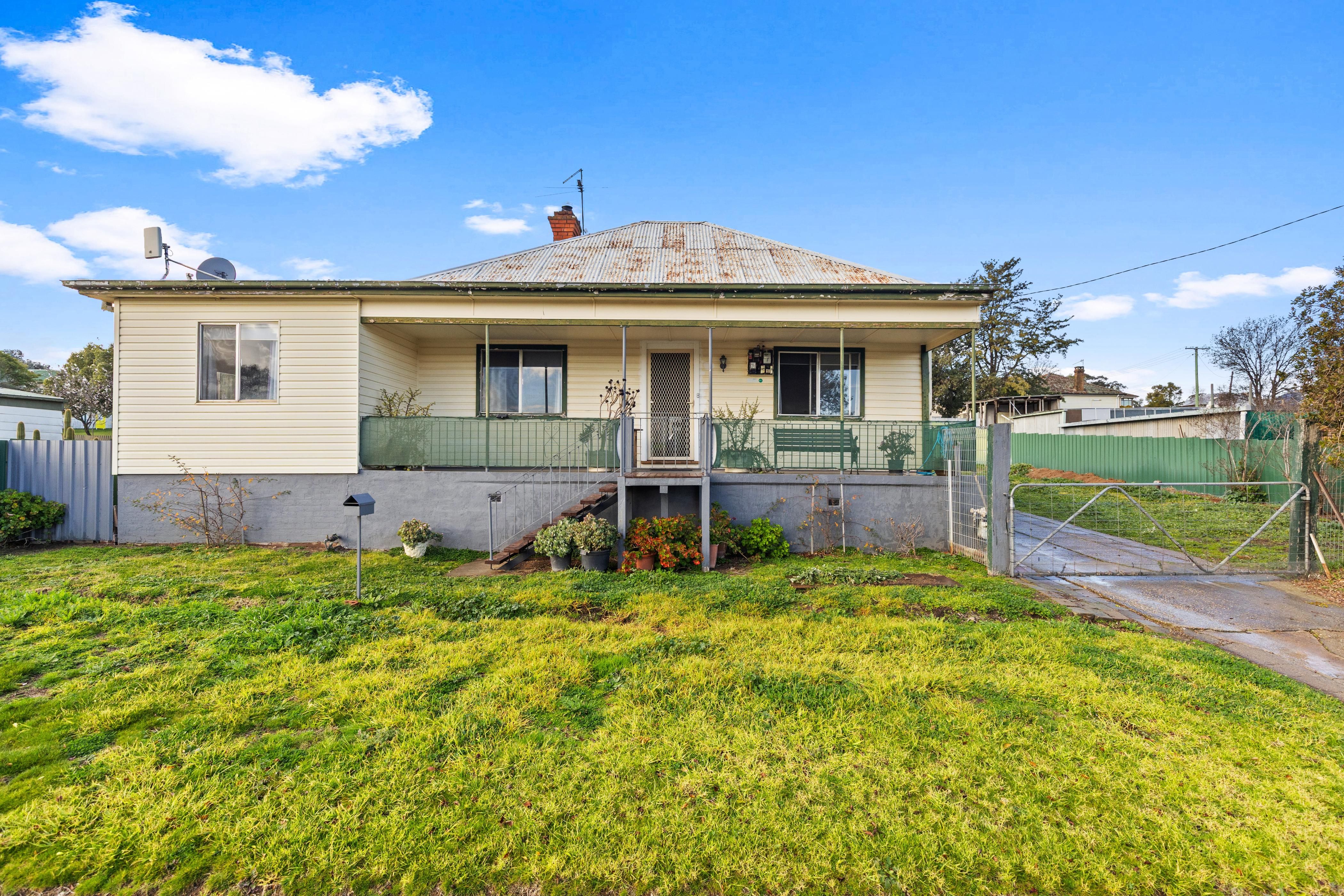 28 Goulburn Street — photo from Ray White Junee