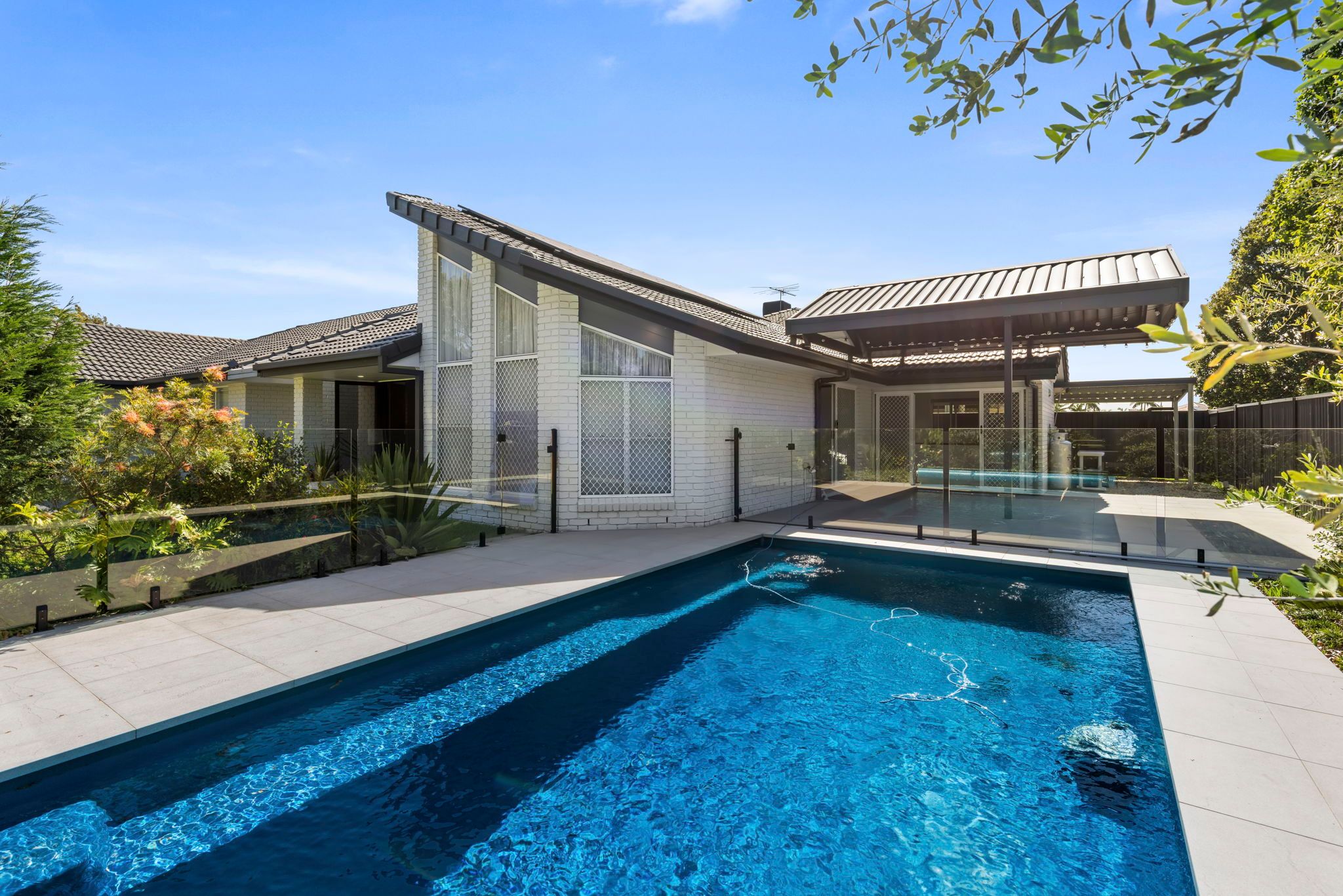 15 Regency Place, Carindale, QLD 4152