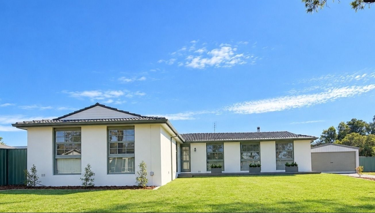 49 Castlereagh Street — photo from Ray White Picton