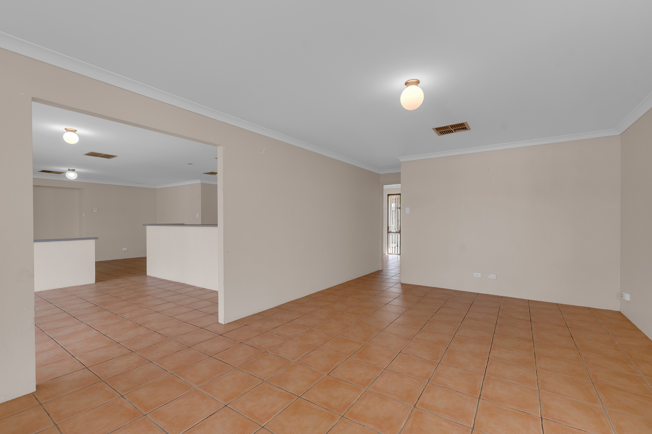 7 Zedora Loop, Port Kennedy, WA 6172