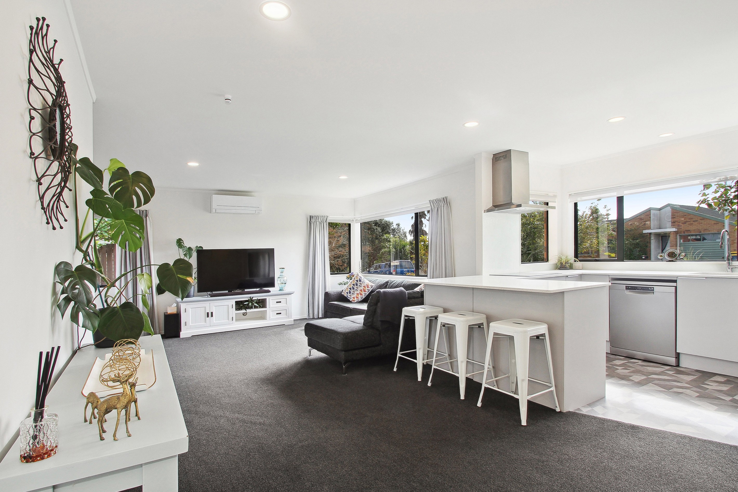 14 Kona Crescent, Henderson, Waitakere City