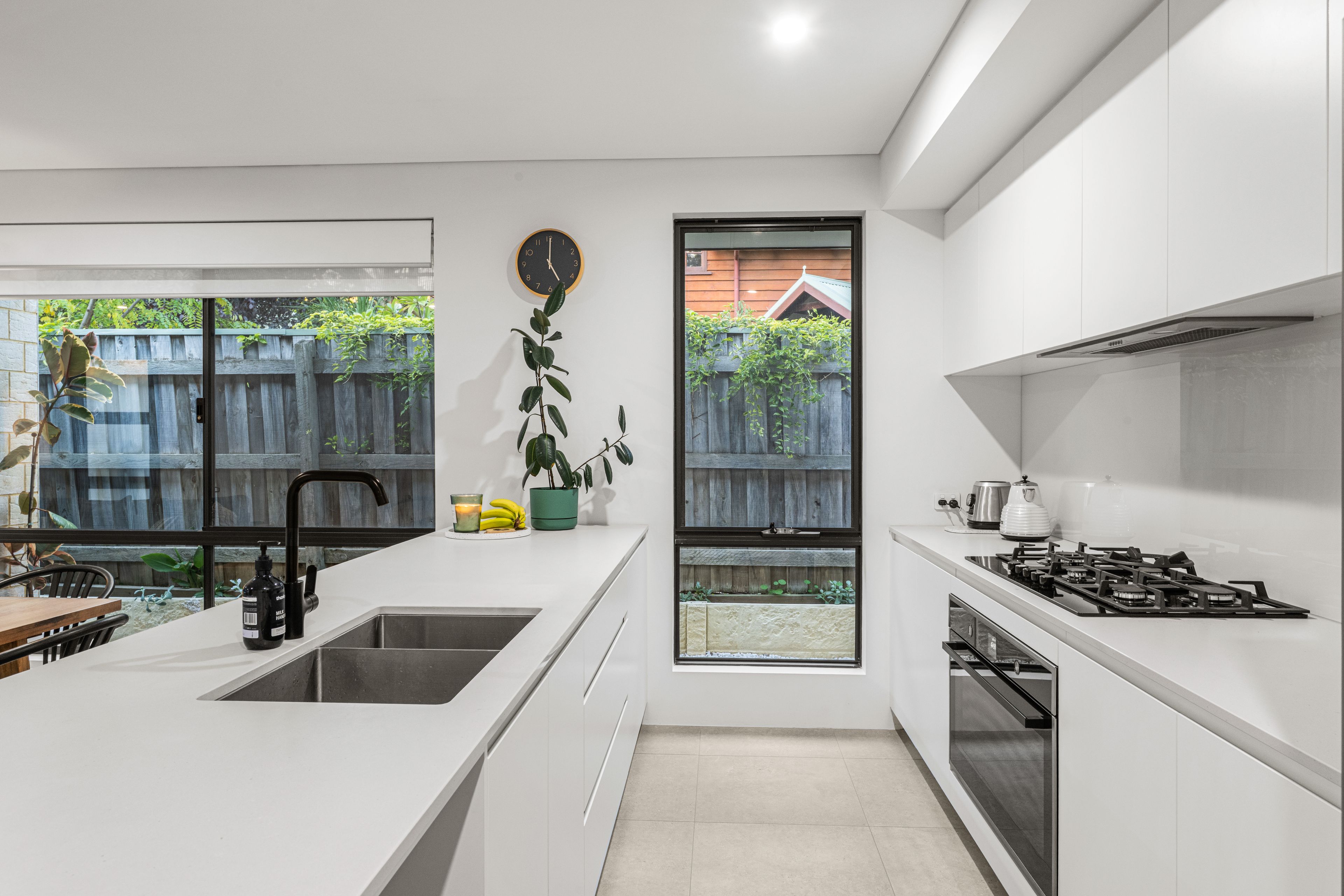 10A Onslow Street — photo 9 of 27