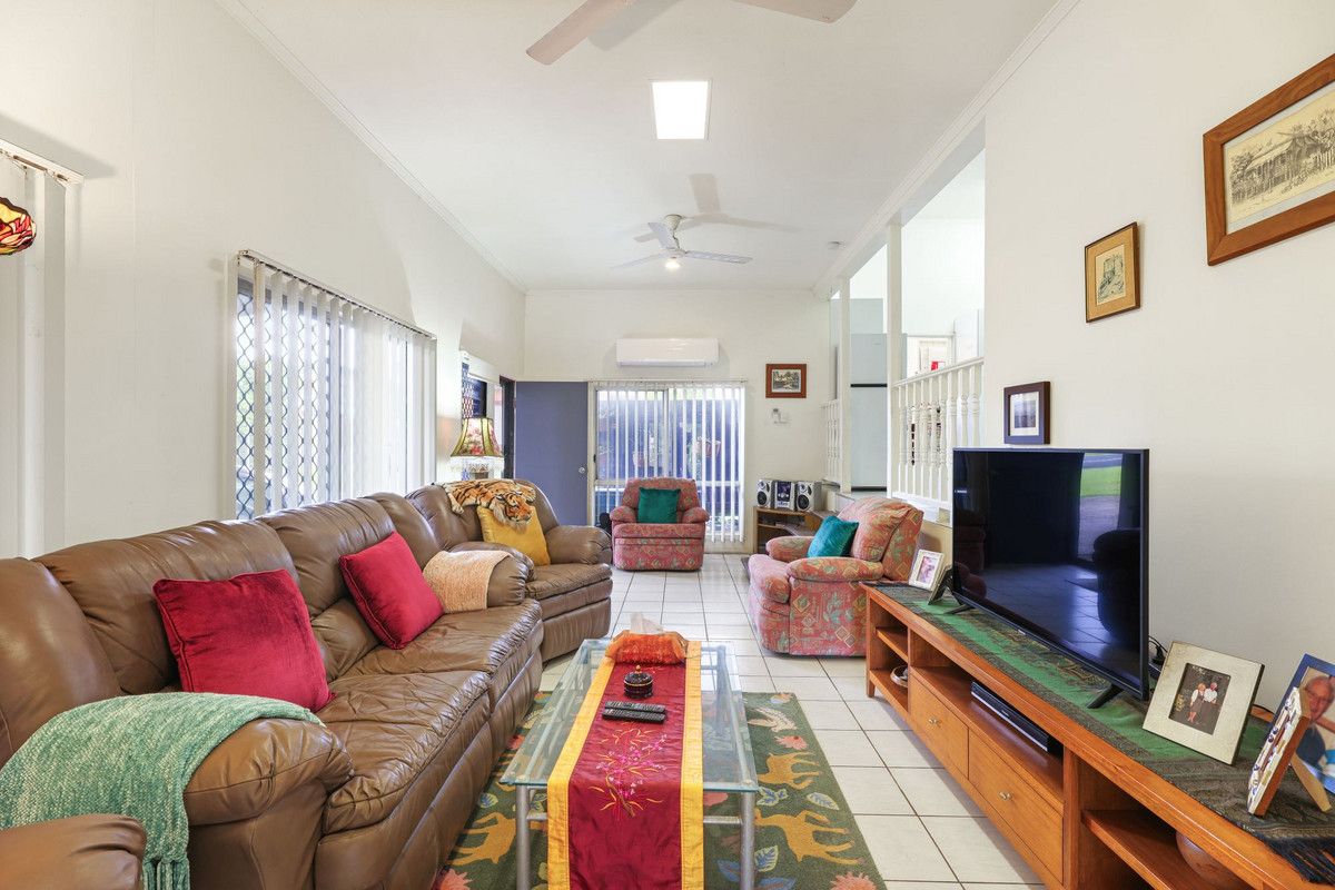 4 Green Street — photo 6 of 21