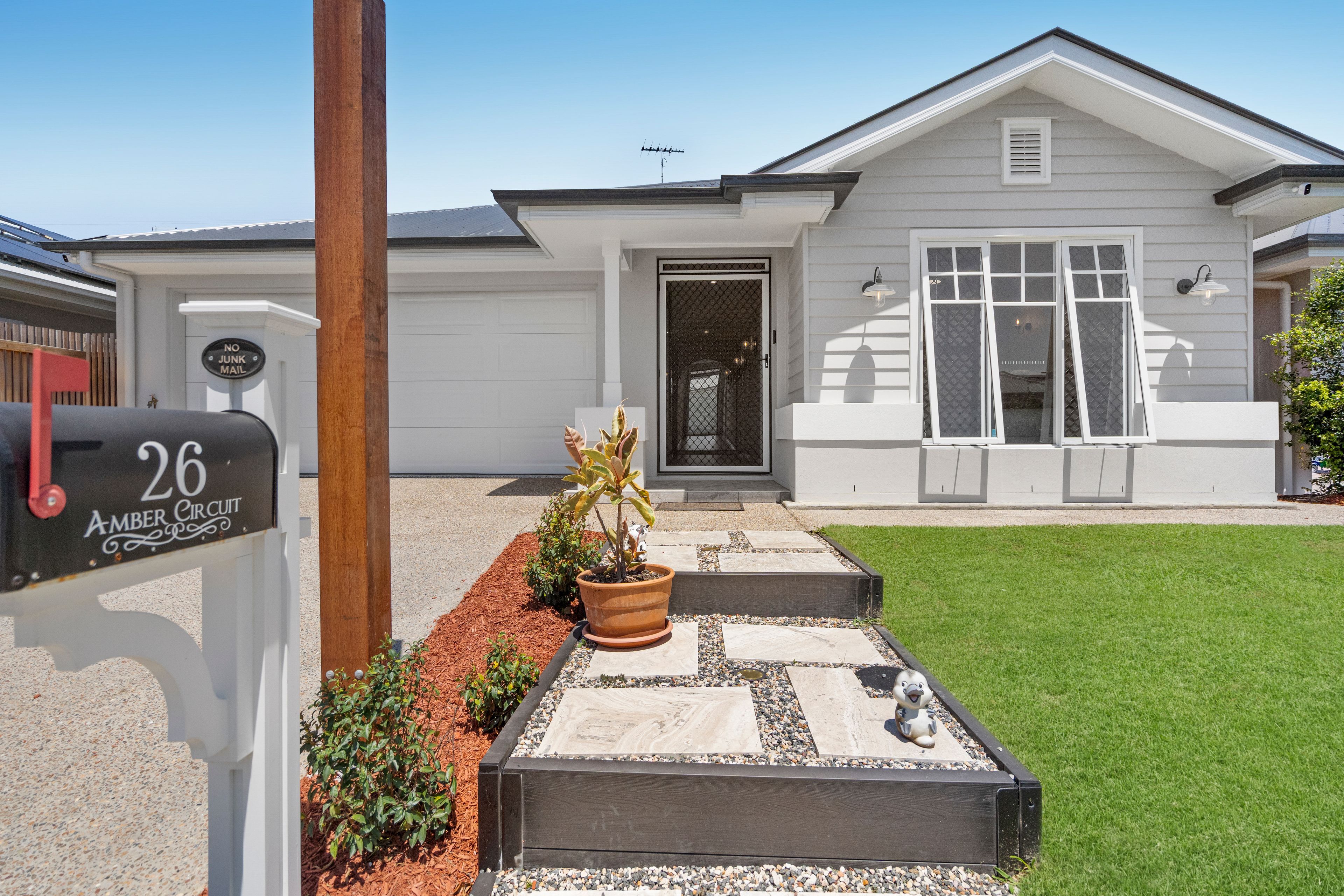 26 Amber Circuit, Greenbank, QLD 4124