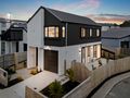 Bright & Spacious Sun-Filled Family Home - Massey
