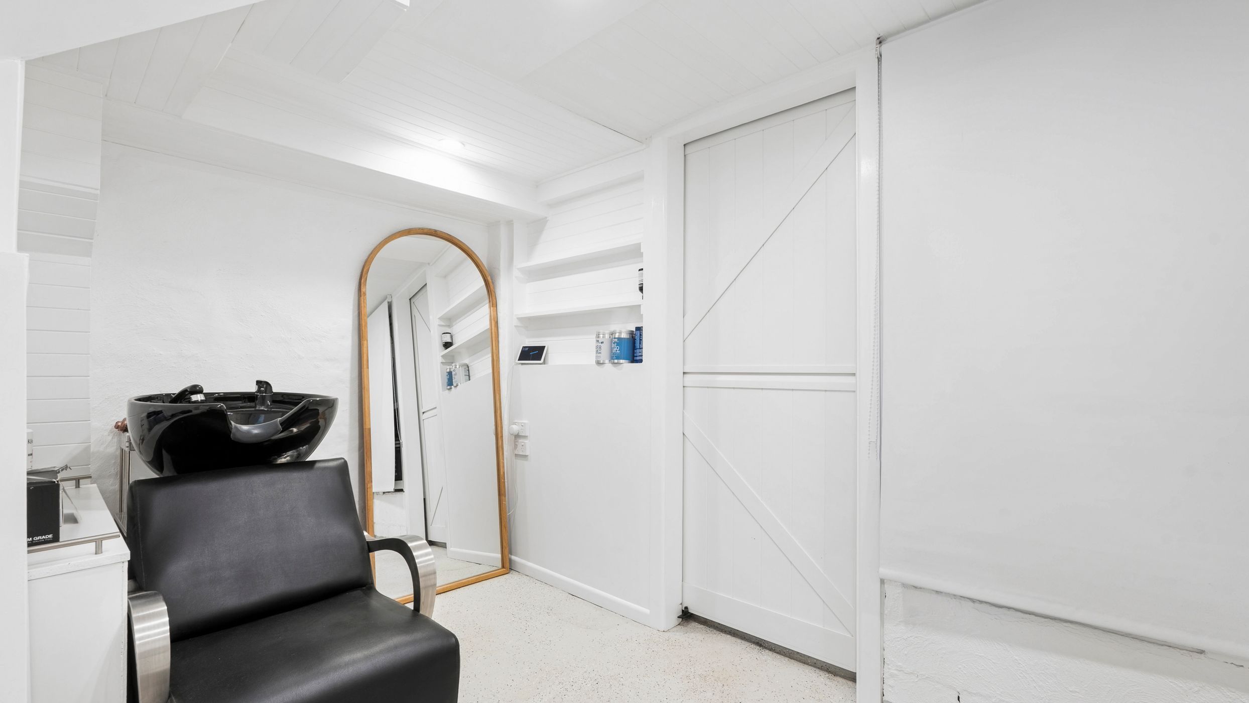 7 Duffy Avenue — photo 13 of 15