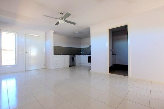 3a Nano Place, Campbelltown, NSW 2560