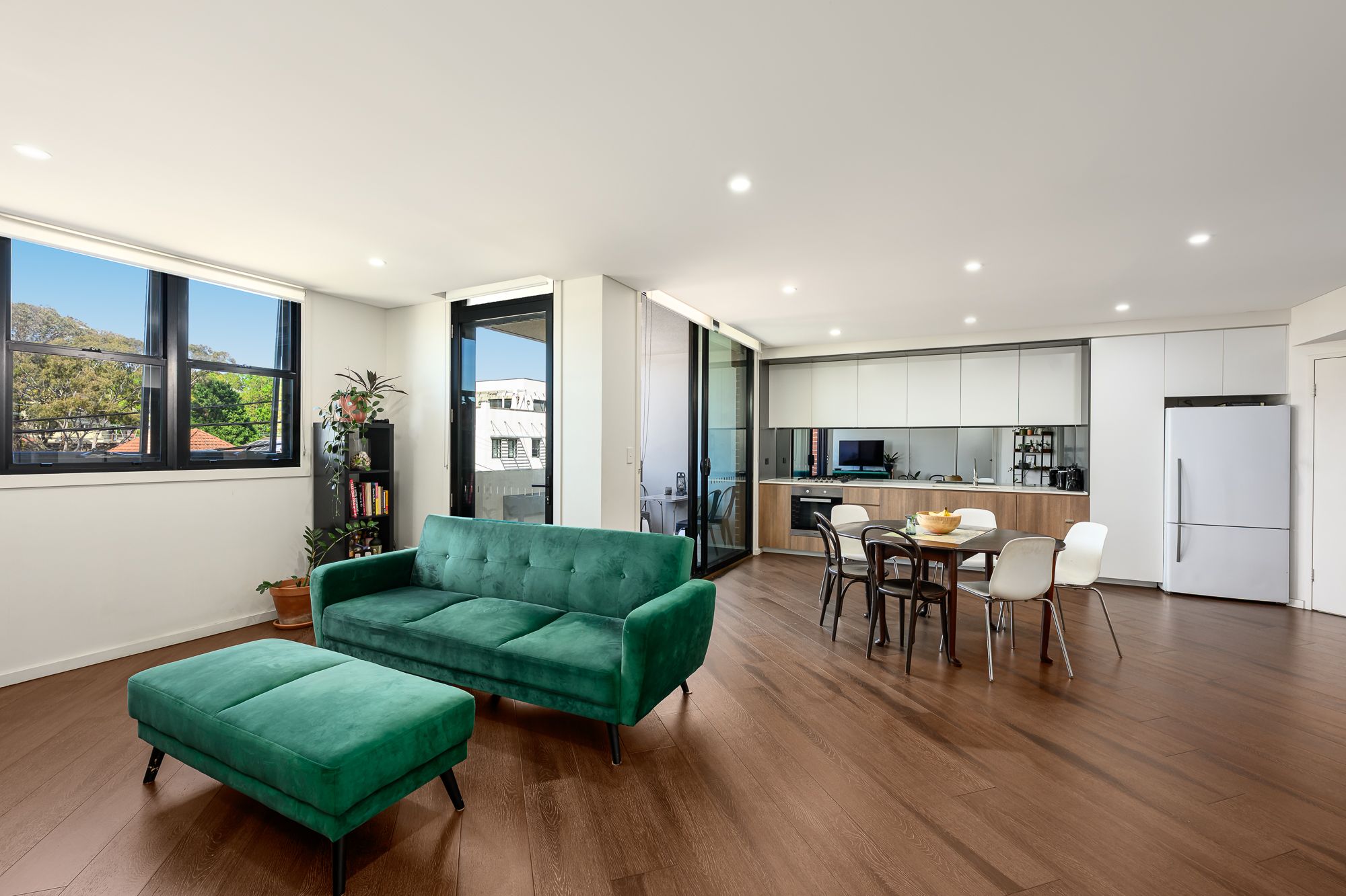 6/105-107 Percival Road — photo from Ray White Annandale