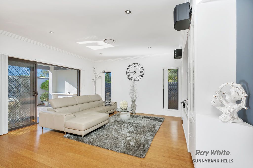 18 Hilas Circuit, Sunnybank Hills, QLD 4109