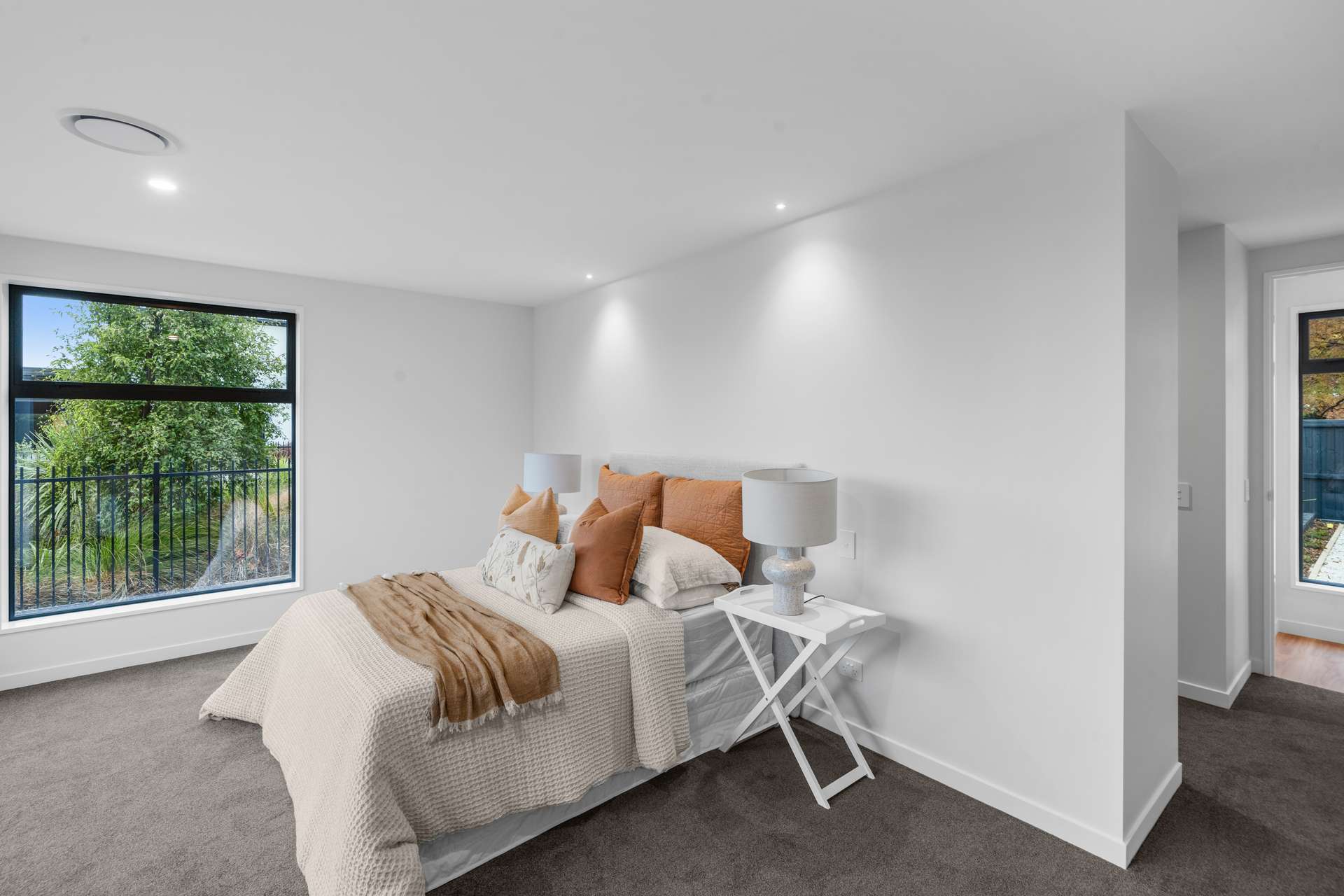 158 Gardiners Road photo 14