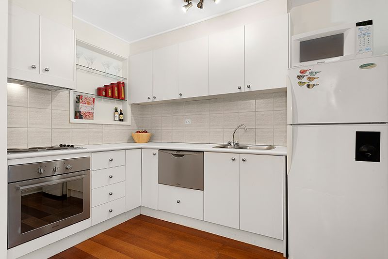 3/4 Yorston Court, Elsternwick, VIC 3185