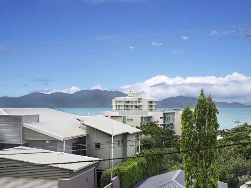 1/2A Cleveland Terrace, Townsville City, QLD 4810