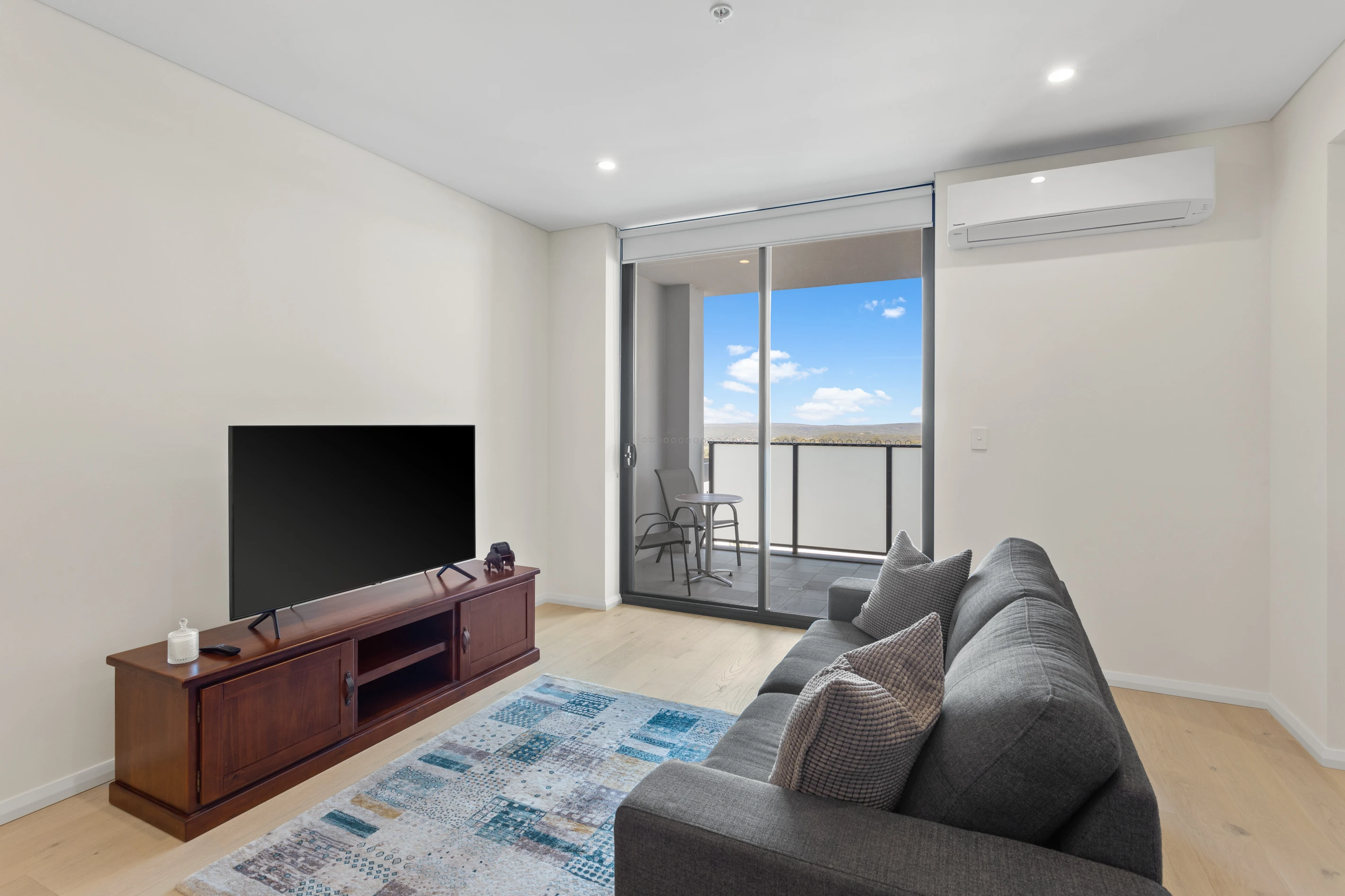 704B/8 Village Place, Kirrawee, NSW 2232