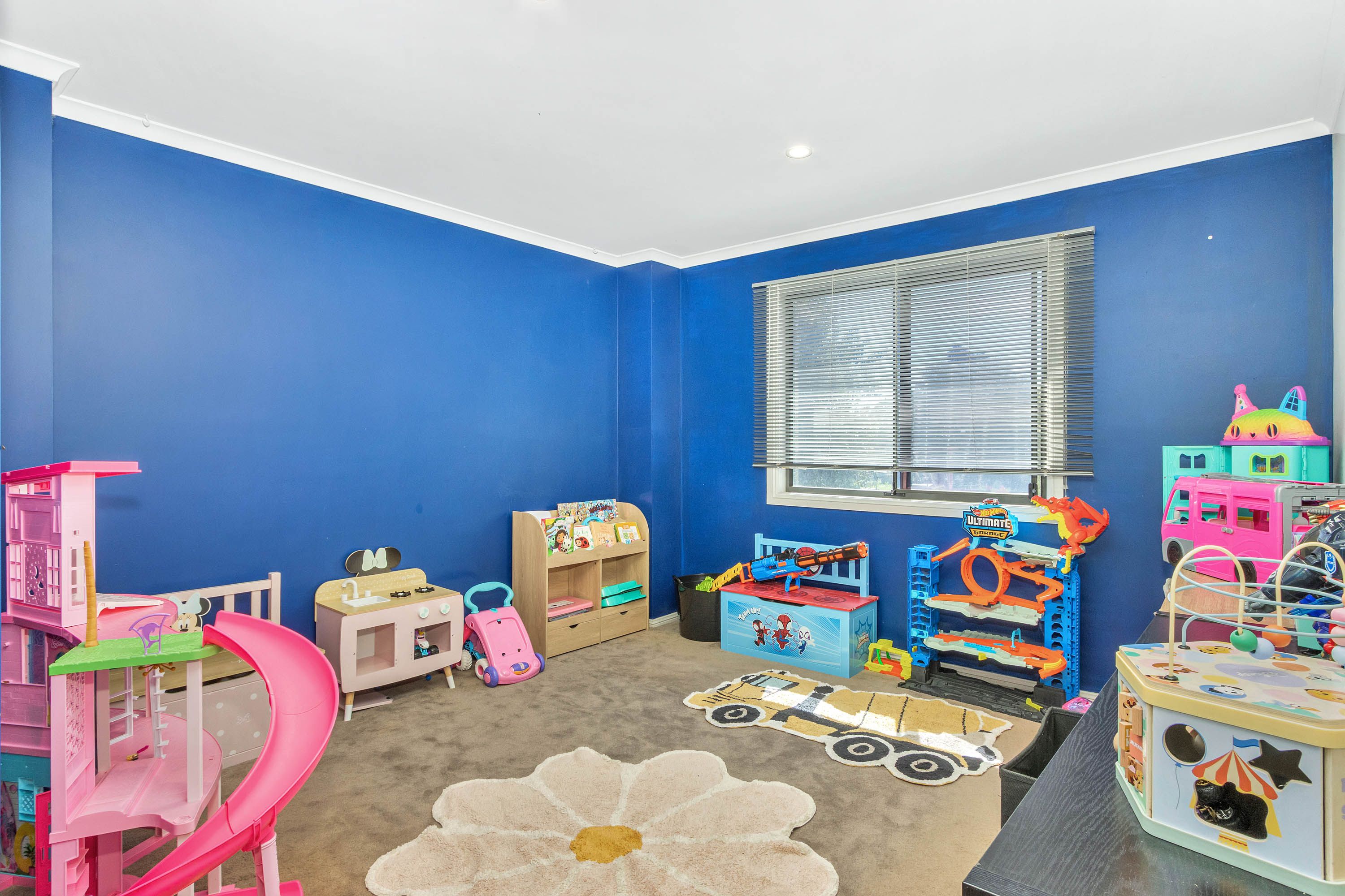 33 Broadmeadows Road — photo 13 of 24