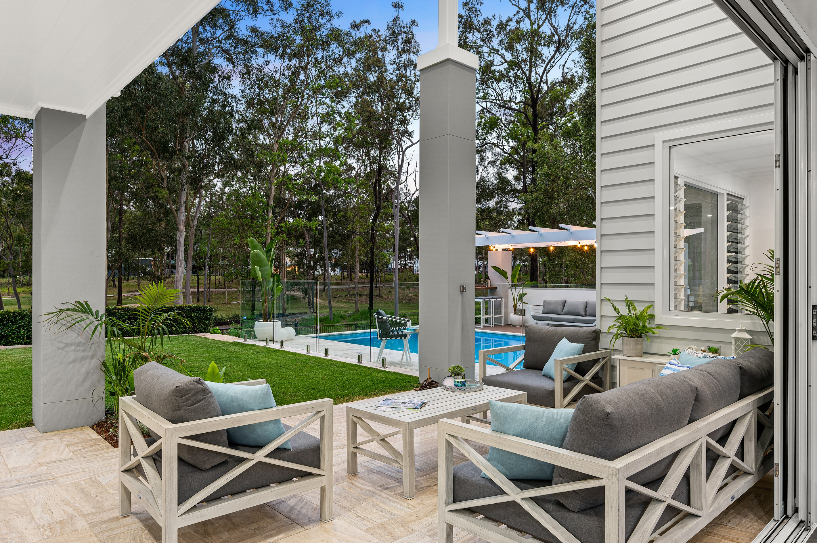 1/40 Rufous Crescent, Brookwater, QLD 4300