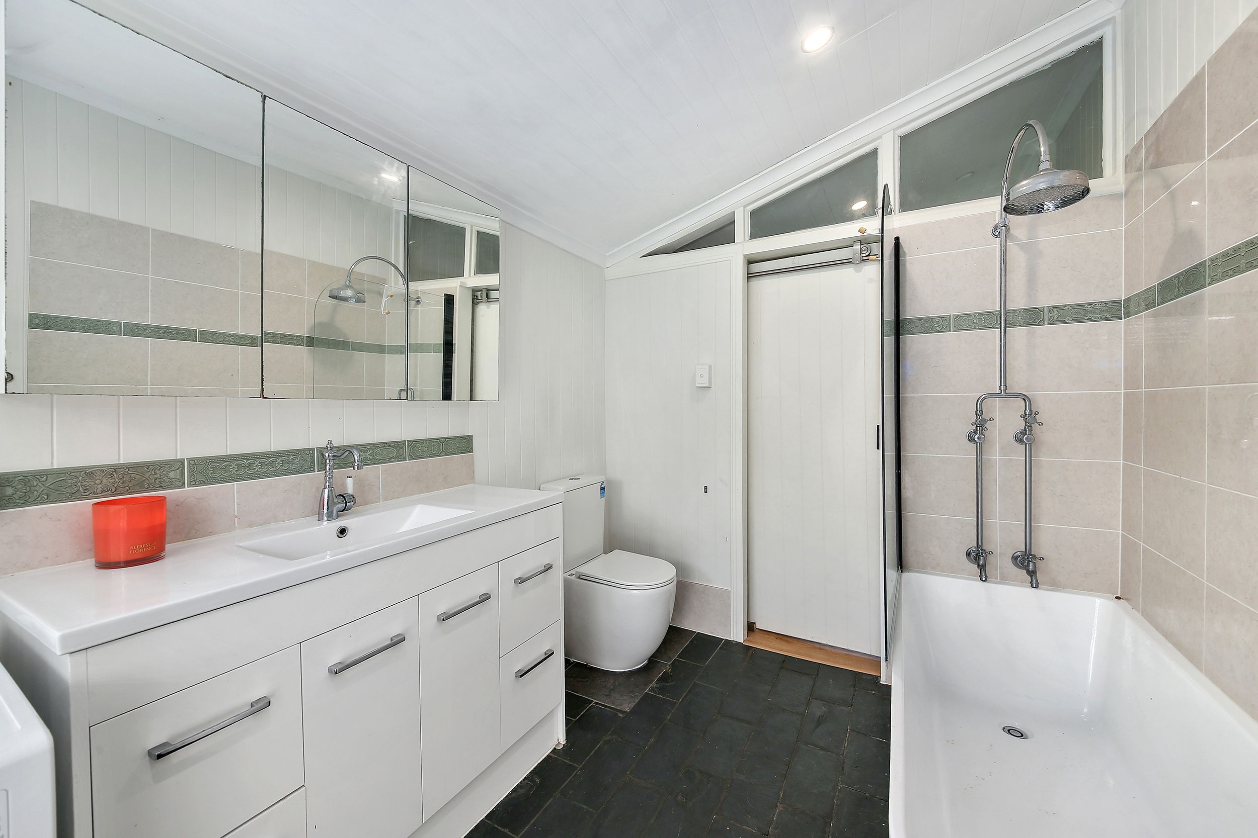 87 Elizabeth Street — photo 11 of 19