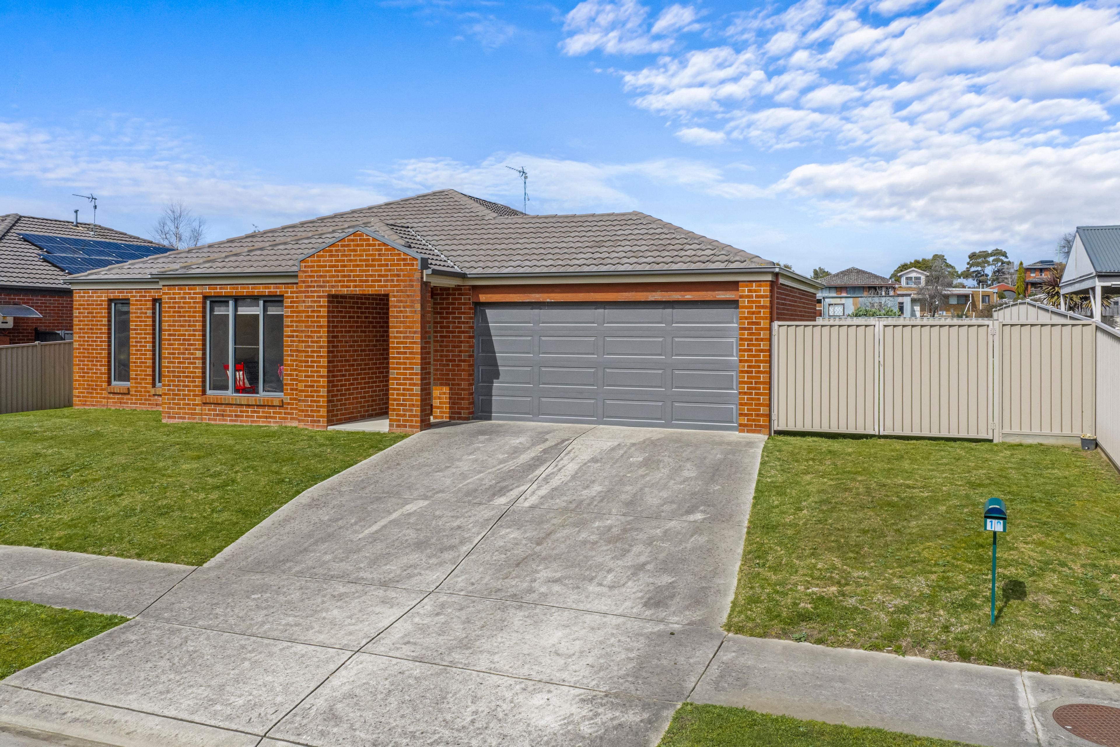 10 Maurie Paull Court — photo from Ray White Ballarat
