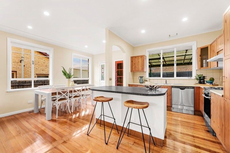 1/3 Finlayson Street — photo 3 of 10