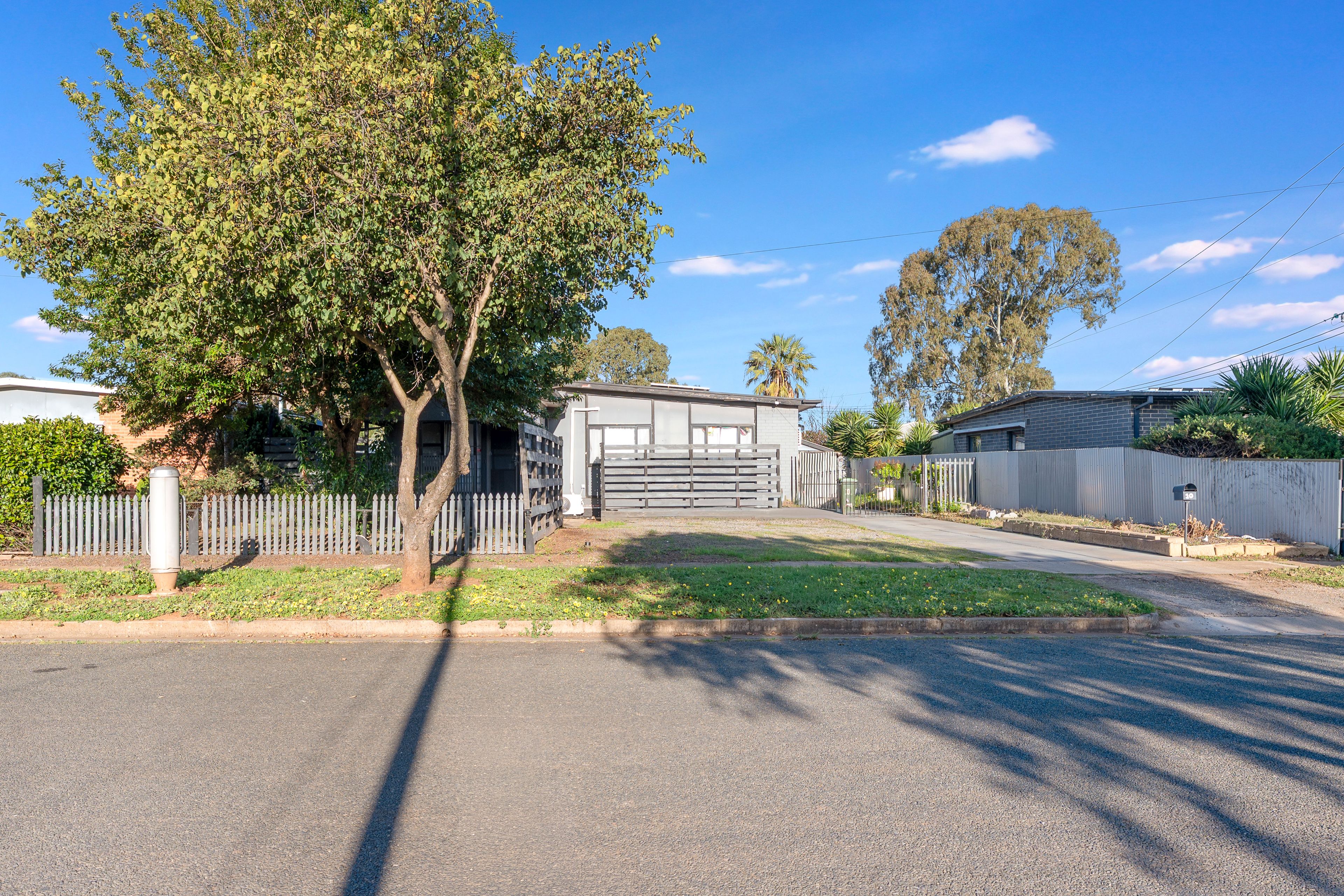 10 Brimsdown Road, Davoren Park, SA 5113