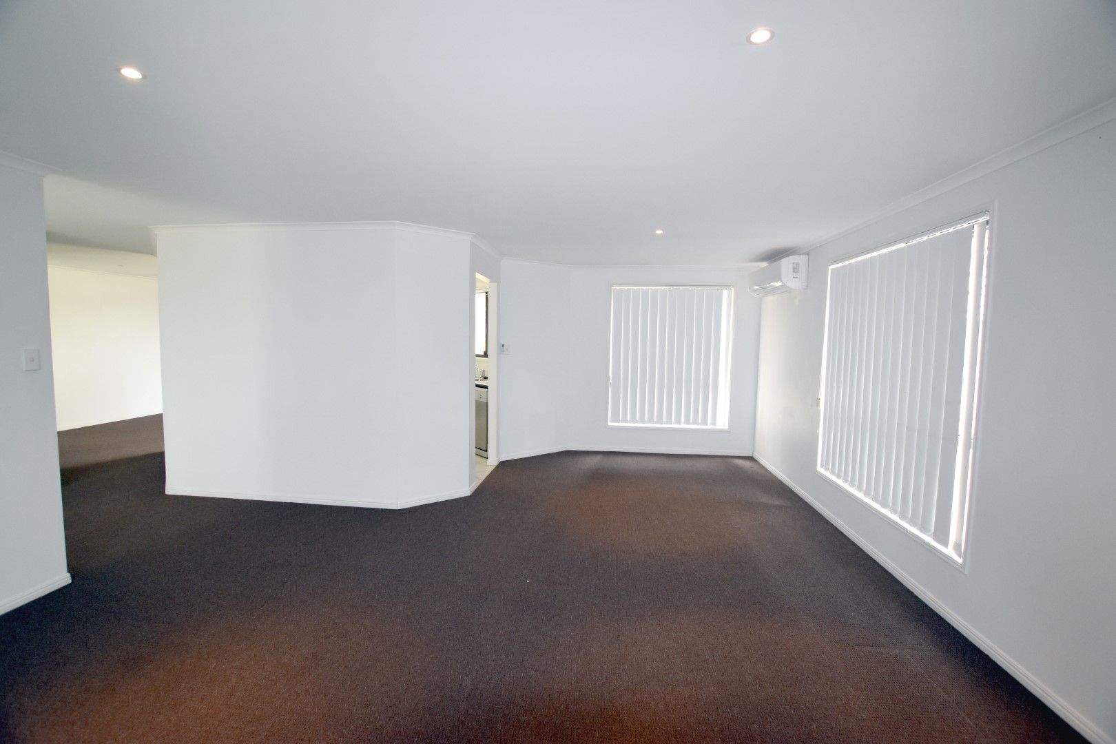 3 Viewpoint Way, New Auckland, QLD 4680