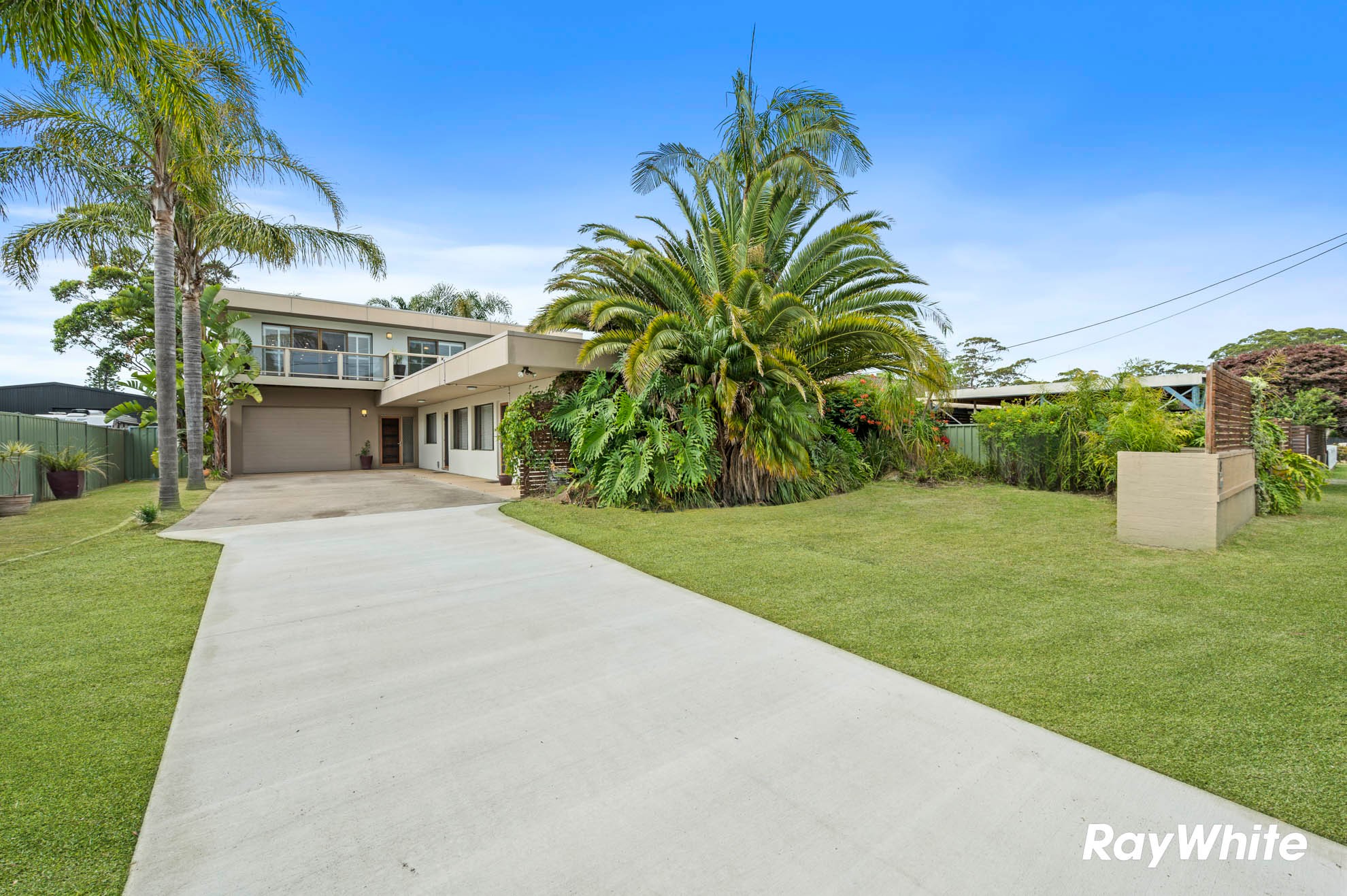 8 Clarke Street, Broulee, NSW 2537