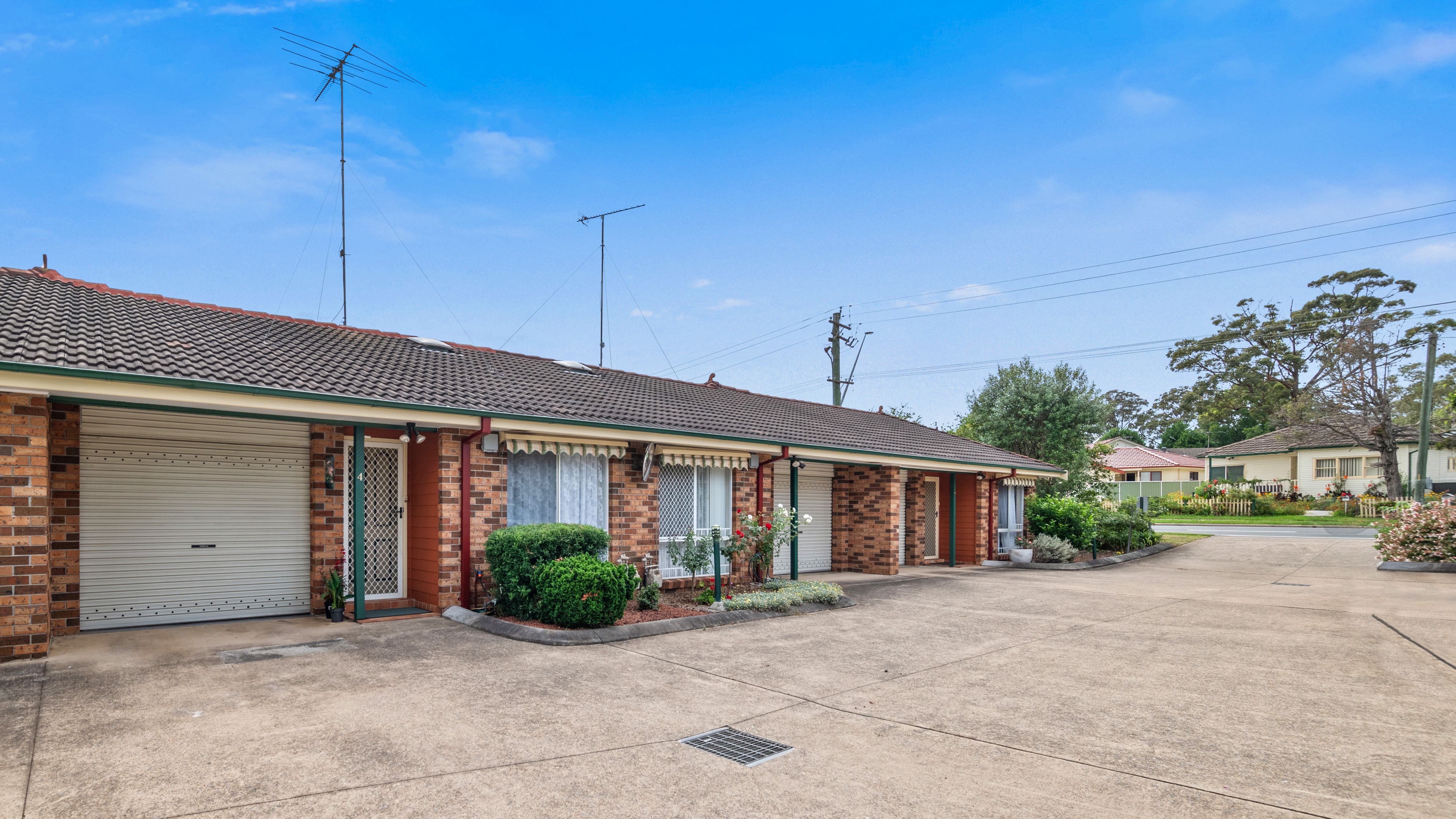 37 Rudd Road, Leumeah NSW 2560