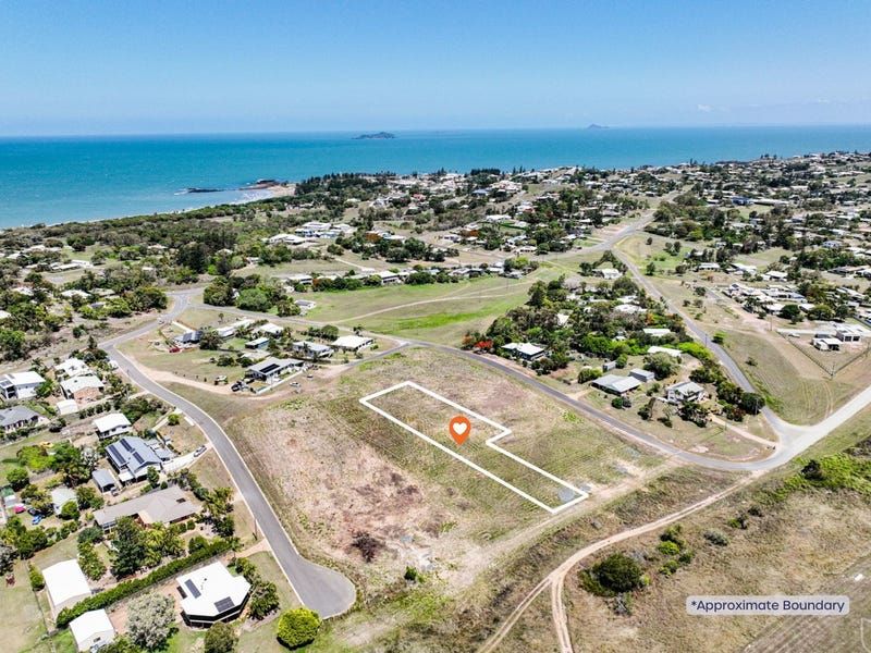 126-128 Fountain Street, Emu Park QLD 4710