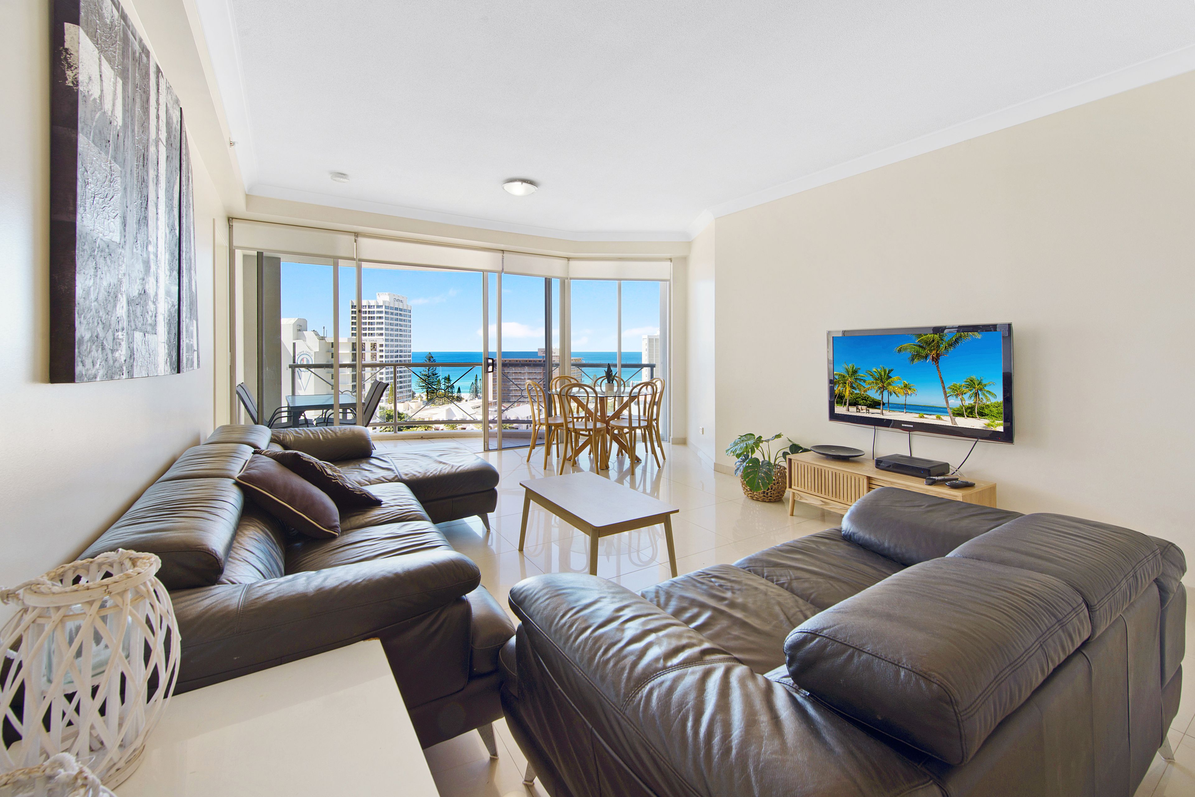 23 Chevron Renaissance / Ferny Avenue, Surfers Paradise QLD 4217