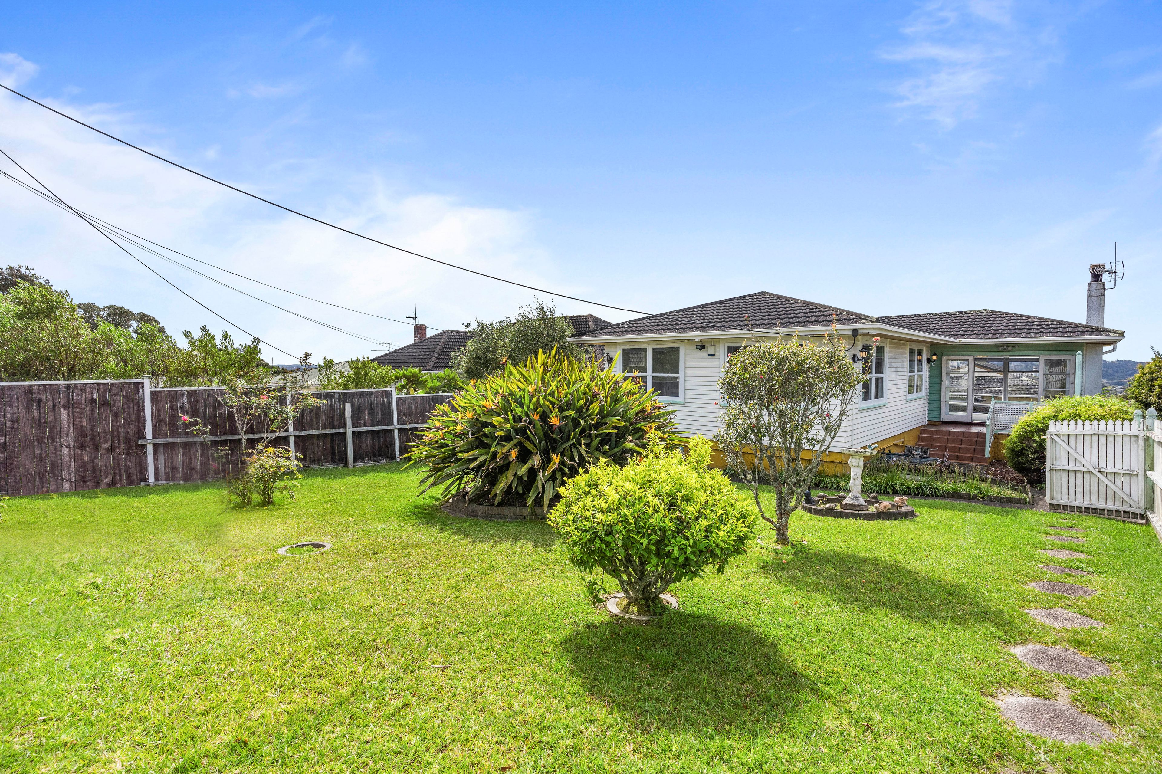 99 Rangatira Road, Beach Haven, North Shore City
